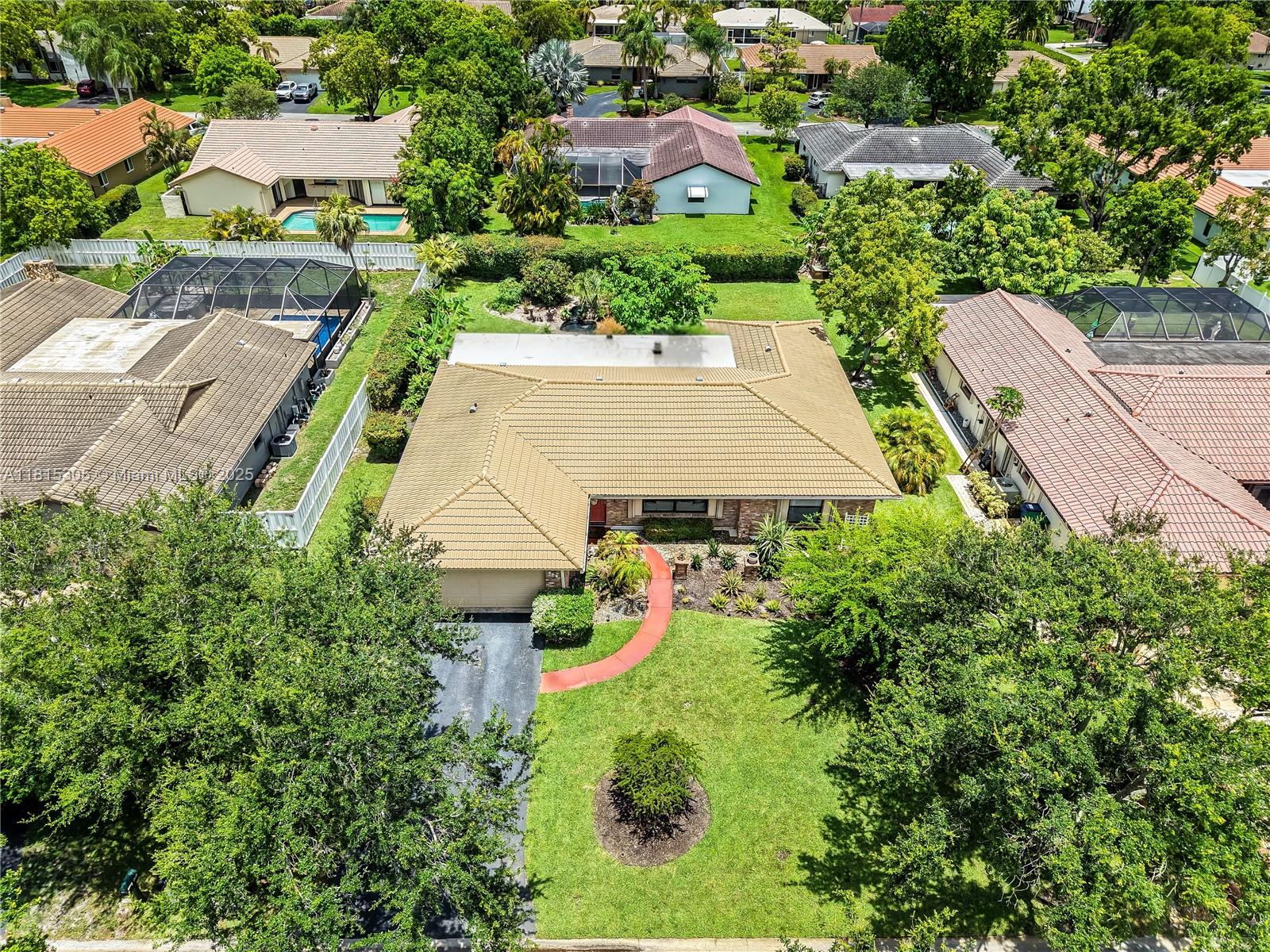 Coral Springs, Florida, 33071, United States, 3 Bedrooms Bedrooms, ,2 BathroomsBathrooms,Residential,For Sale,1857646