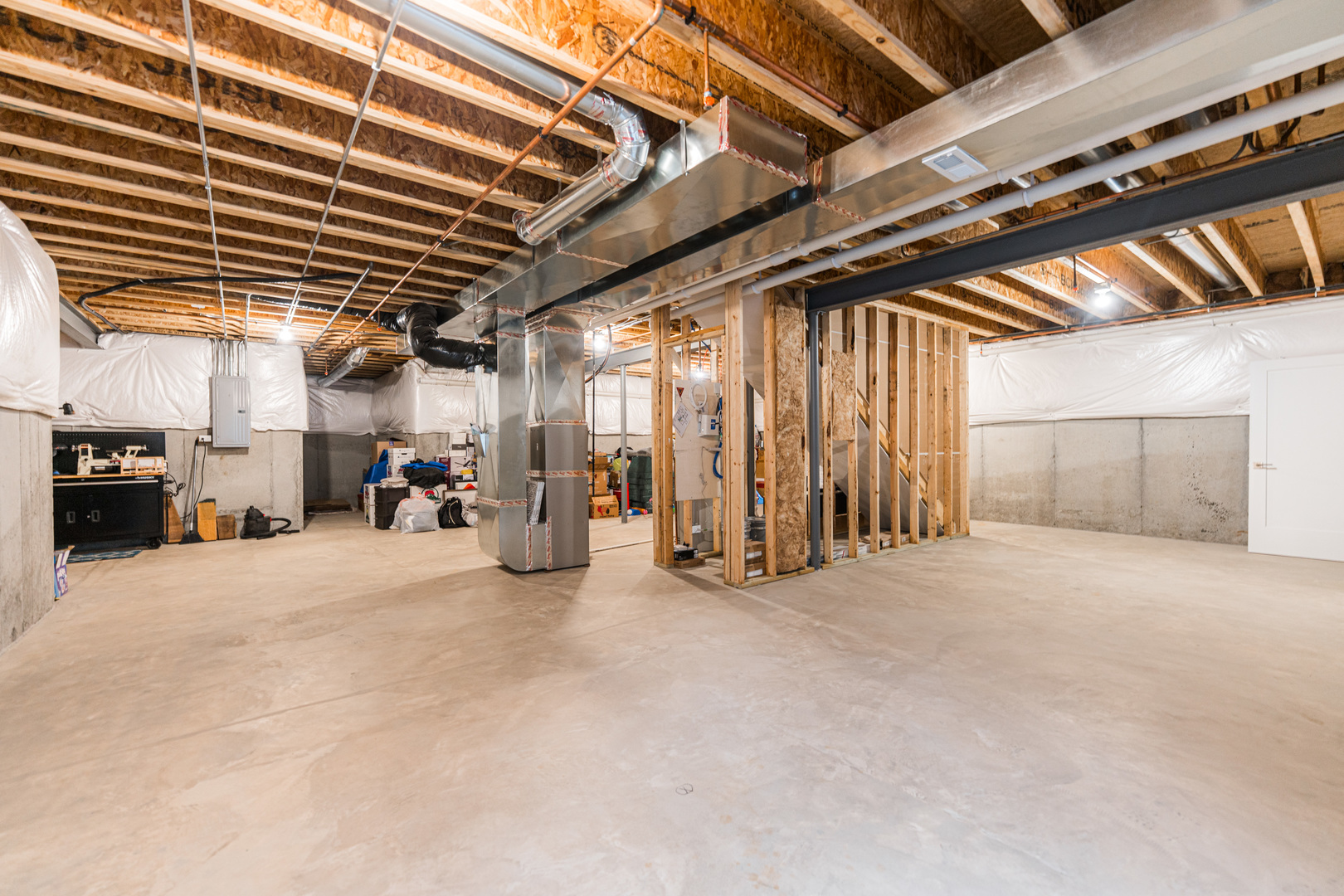 Elgin, Illinois, 60124, United States, 4 Bedrooms Bedrooms, ,3 BathroomsBathrooms,Residential,For Sale,1941075