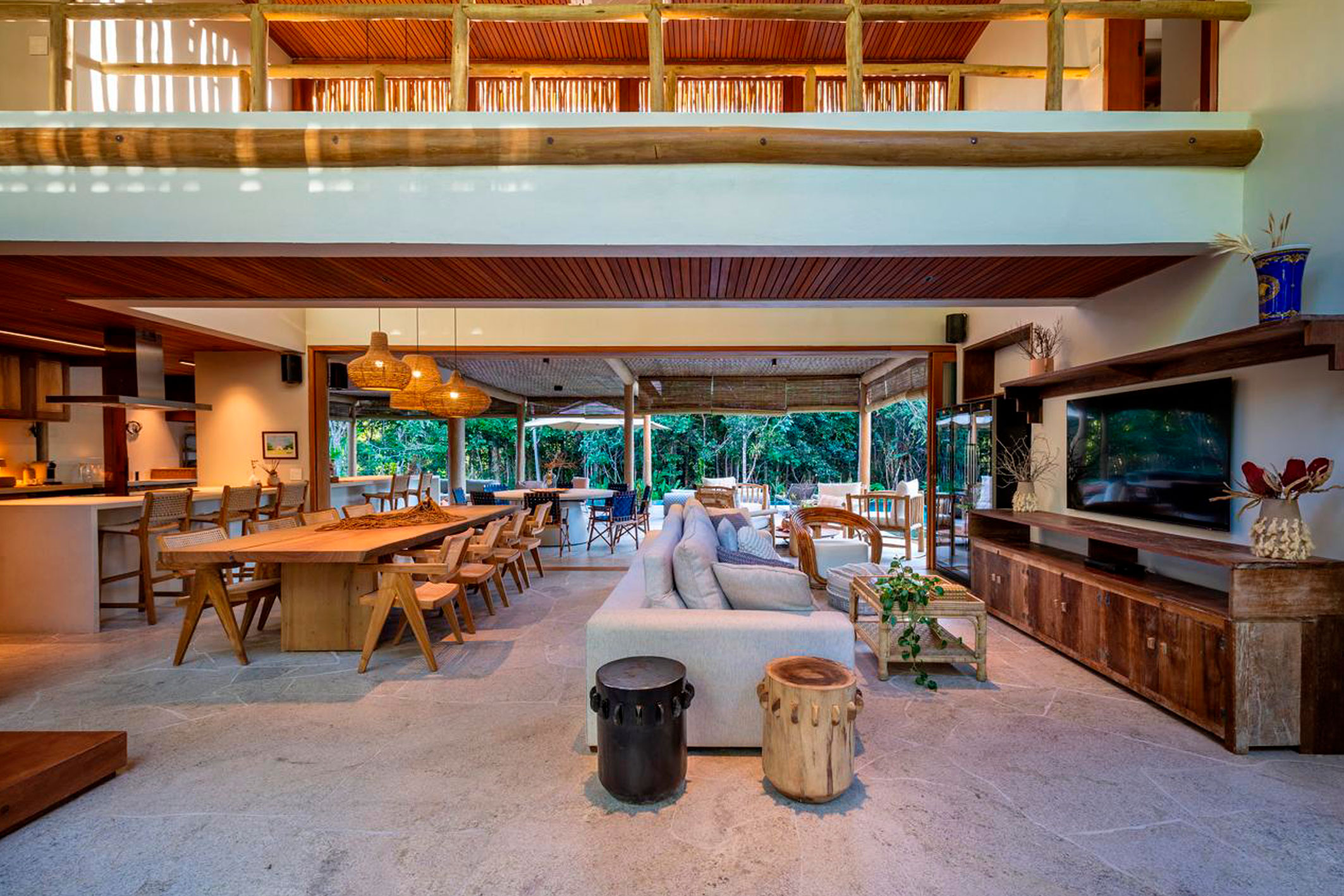  House by Guido Ramos Integrated with Nature in Trancoso - 物件實景