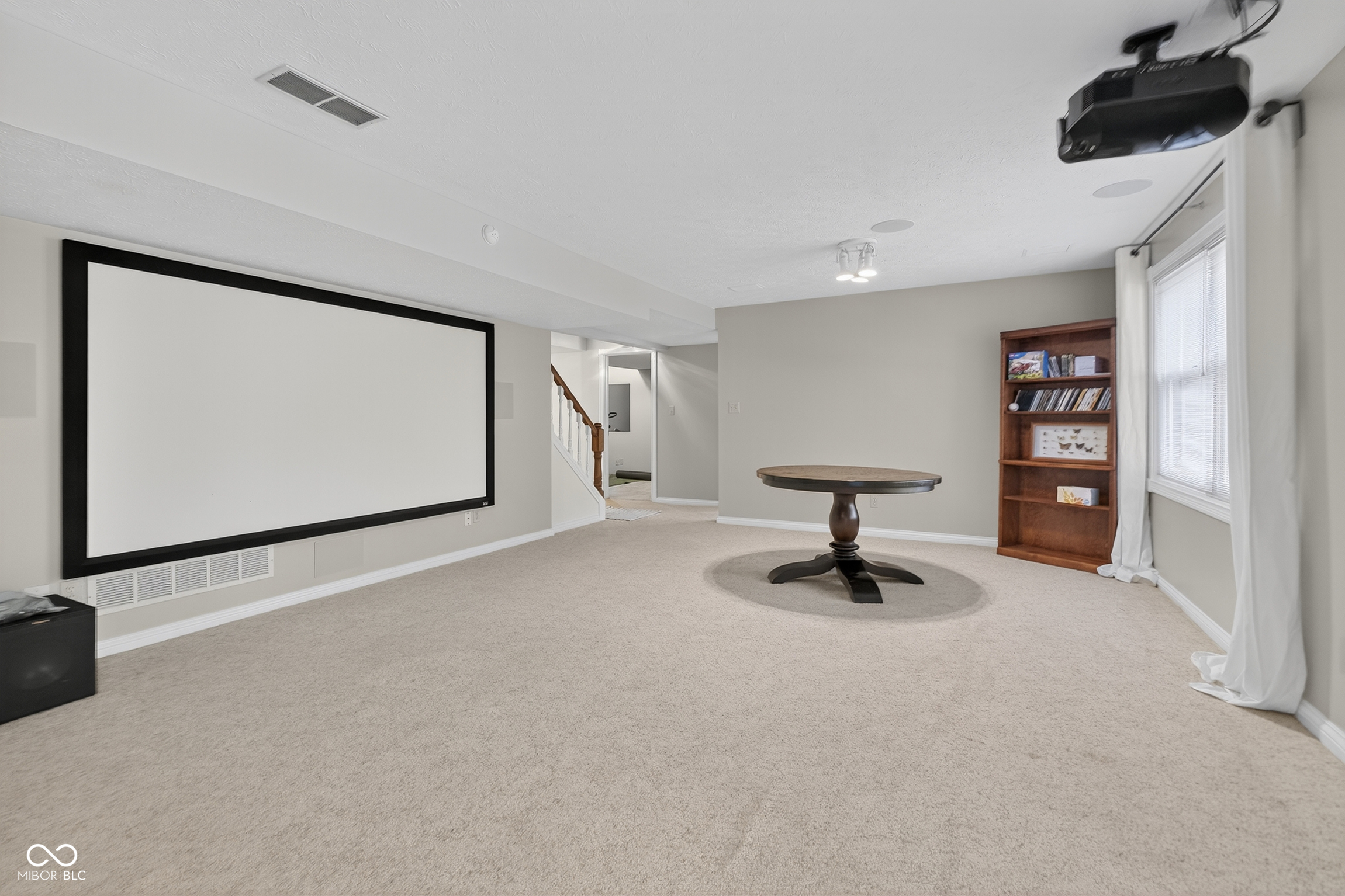 Indianapolis, Indiana, 46236, United States, 6 Bedrooms Bedrooms, ,5 BathroomsBathrooms,Residential,For Sale,1988548