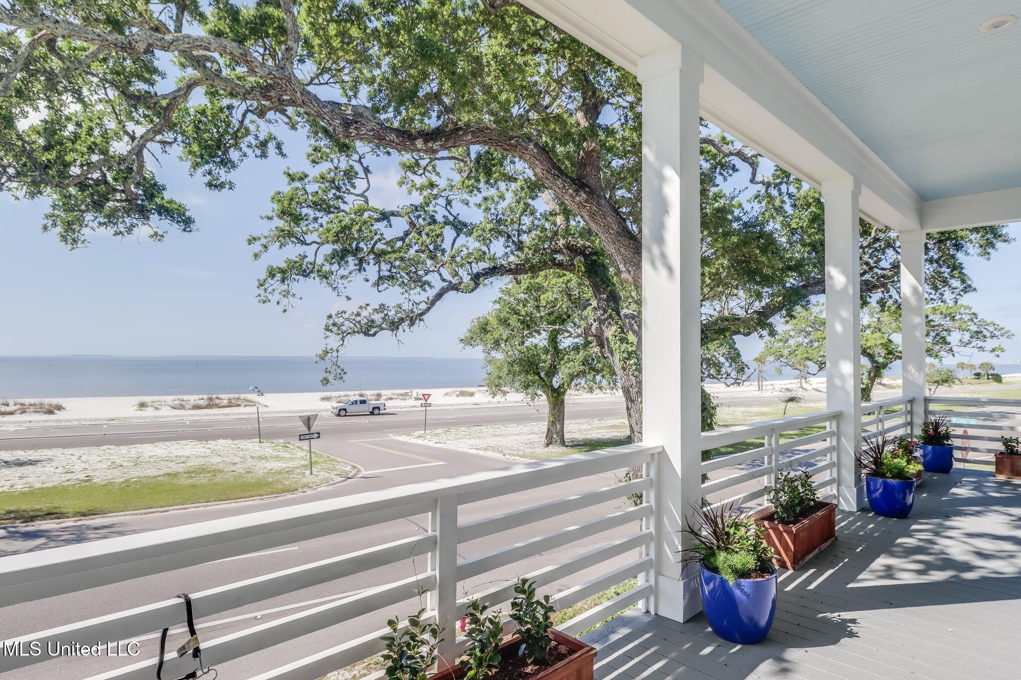 Gulfport, Mississippi, 39501, United States, 5 Bedrooms Bedrooms, ,4 BathroomsBathrooms,Residential,For Sale,1983145