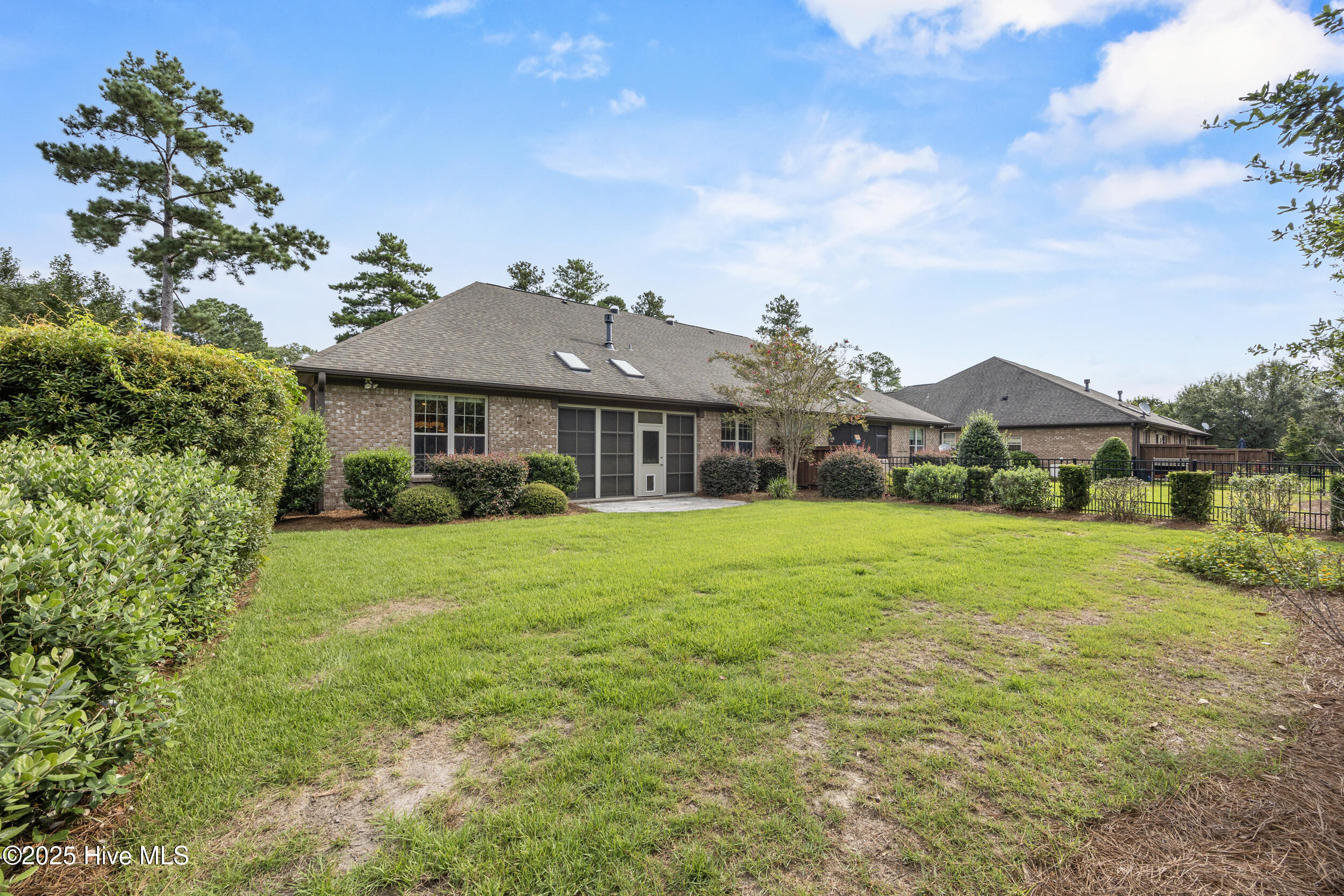 Castle Hayne, North Carolina, 28429, United States, 3 Bedrooms Bedrooms, ,2 BathroomsBathrooms,Residential,For Sale,1932721