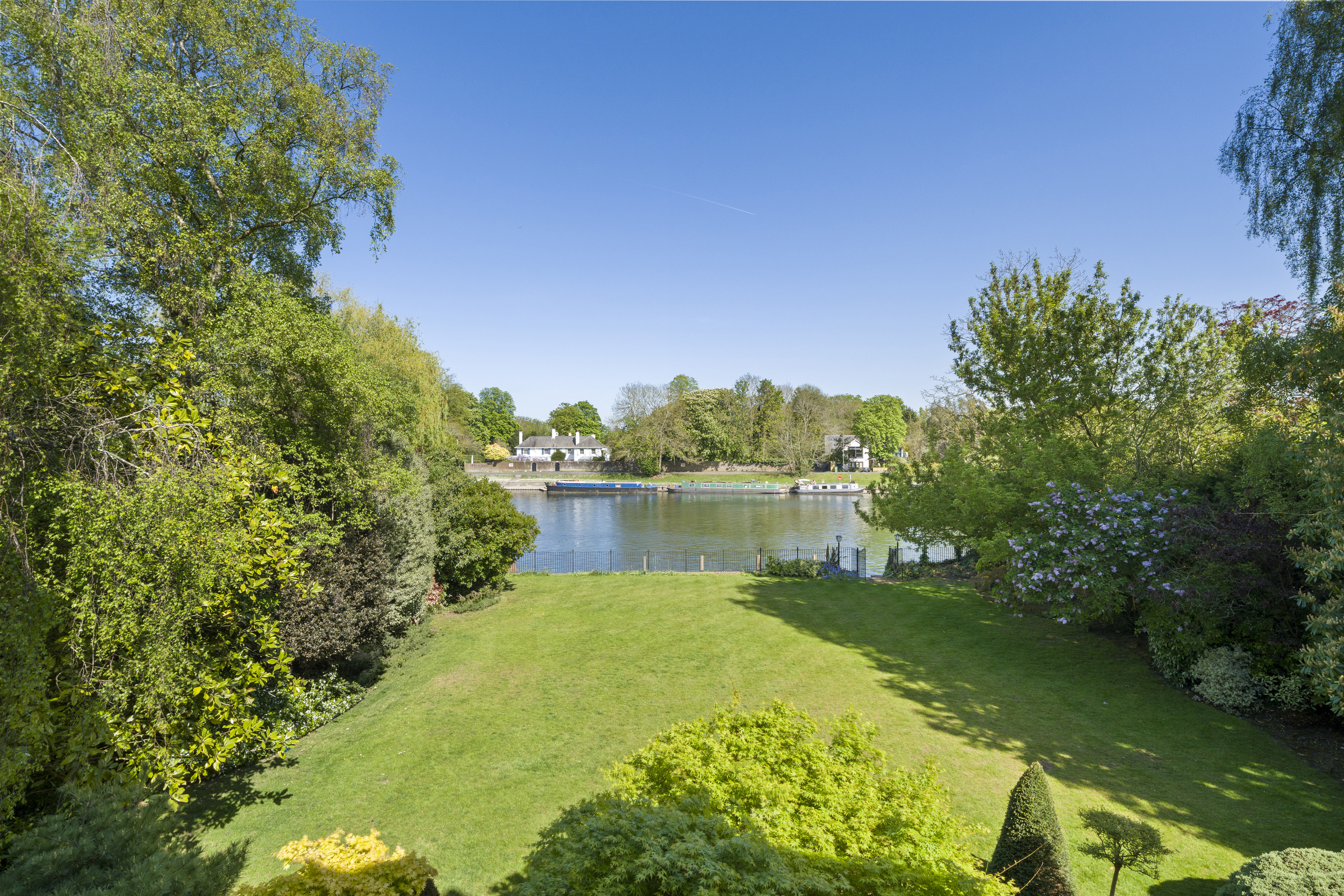  Little Fishery House, a Substantial Edwardian Riverside Residence with Private M - 物件實景