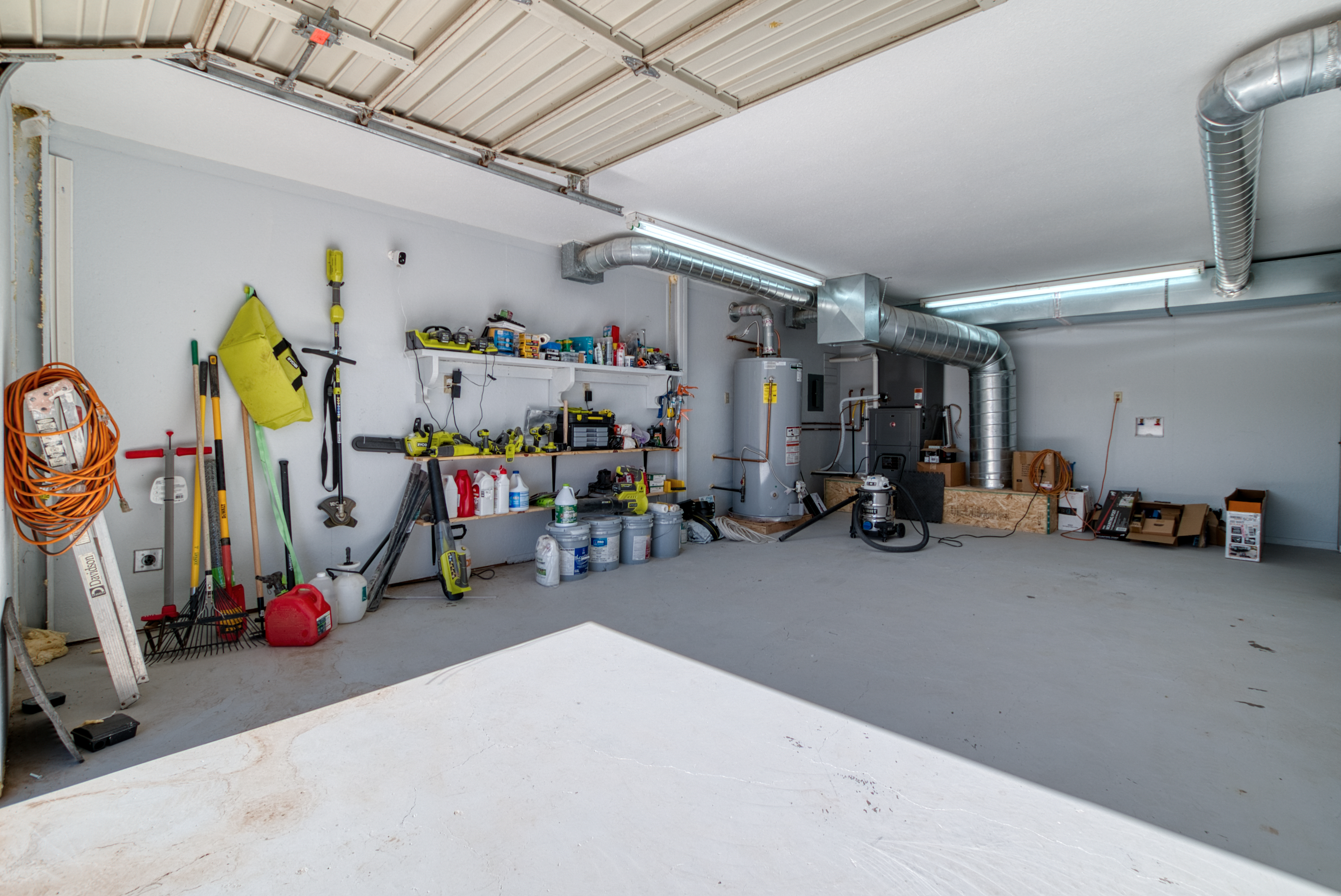 Carrizozo, New Mexico, 88301, United States, 3 Bedrooms Bedrooms, ,3 BathroomsBathrooms,Residential,For Sale,1695318