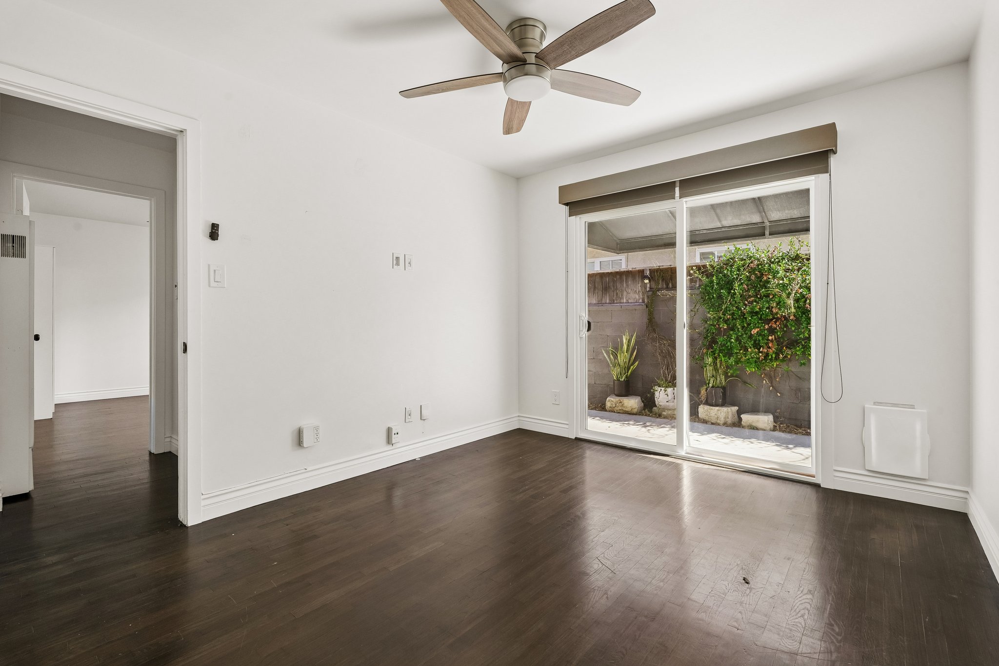  889 West 25th Street, Los Angeles, CA 90731 - 物件實景