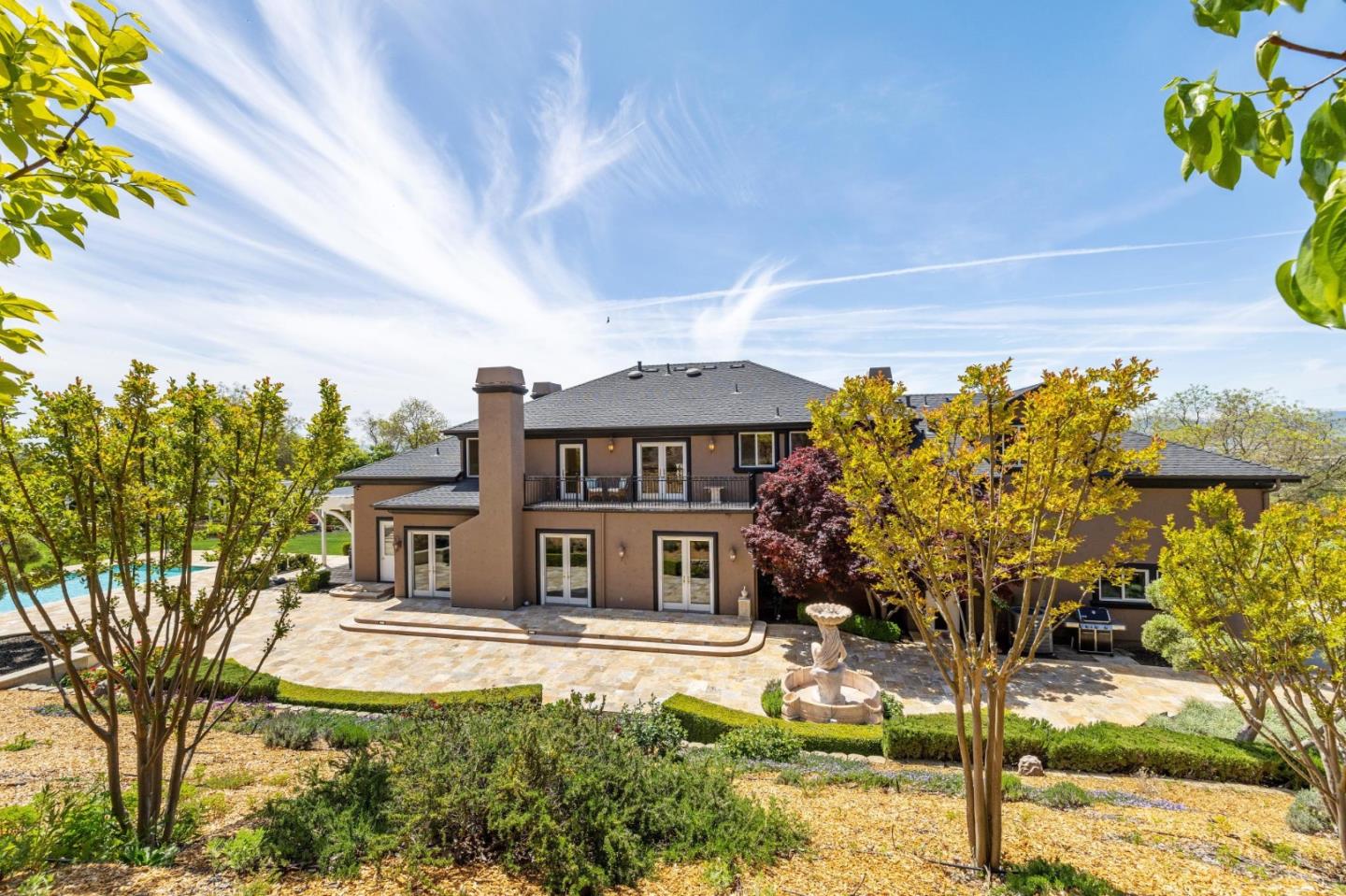 Gilroy, California, 95020, United States, 4 Bedrooms Bedrooms, ,4 BathroomsBathrooms,Residential,For Sale,1912112