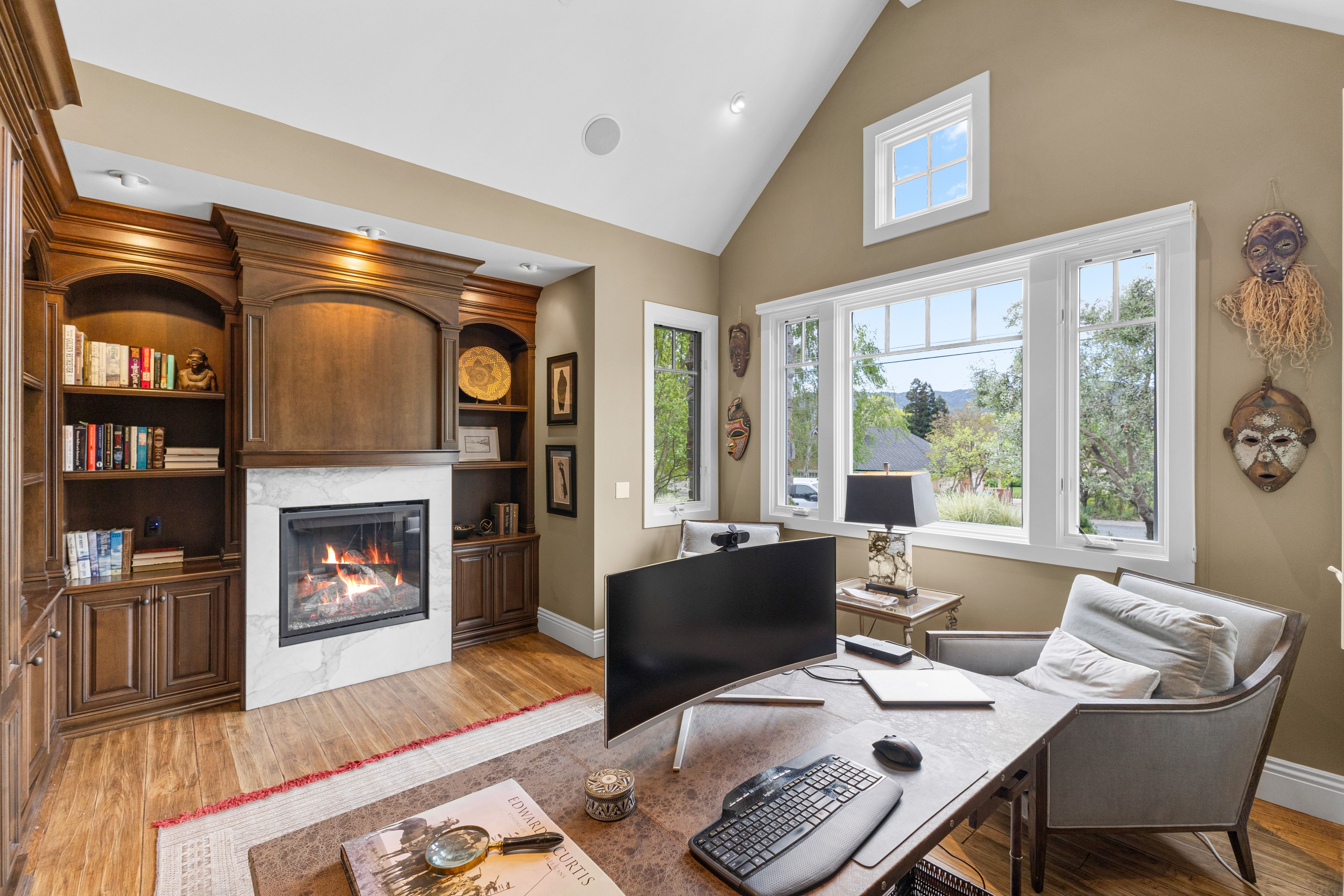  A Private One-Acre Compound Defined by Craftsmanship, Scale and Resort Living - 物件實景