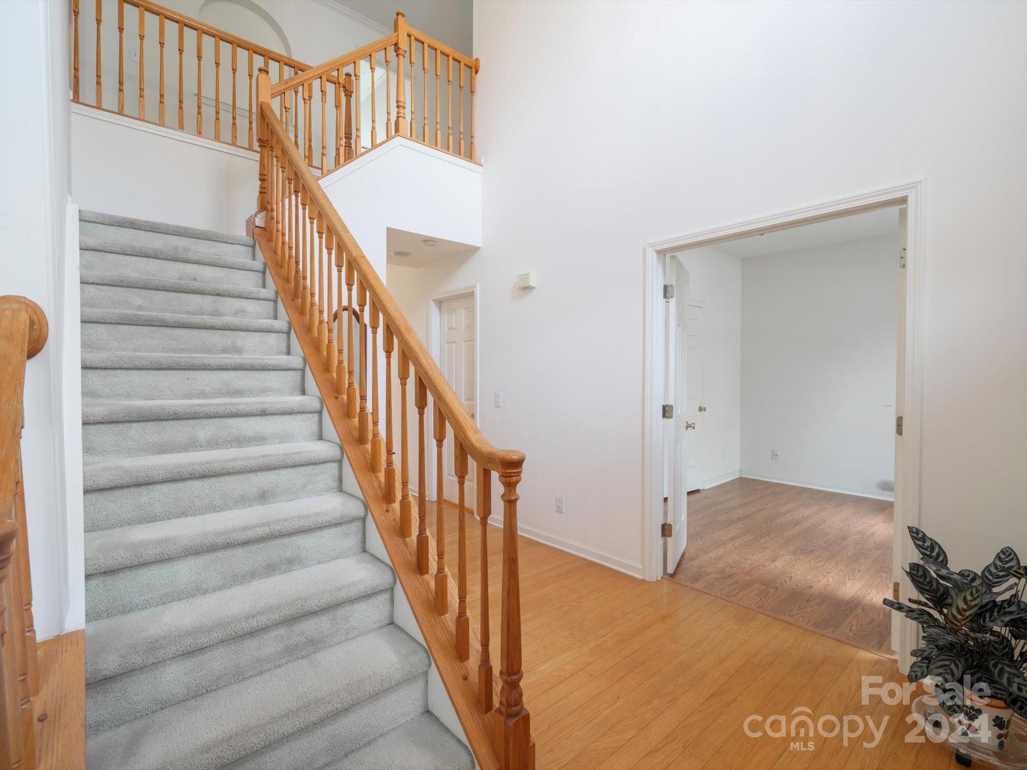 Charlotte, North Carolina, 28269, United States, 5 Bedrooms Bedrooms, ,3 BathroomsBathrooms,Residential,For Sale,1930006