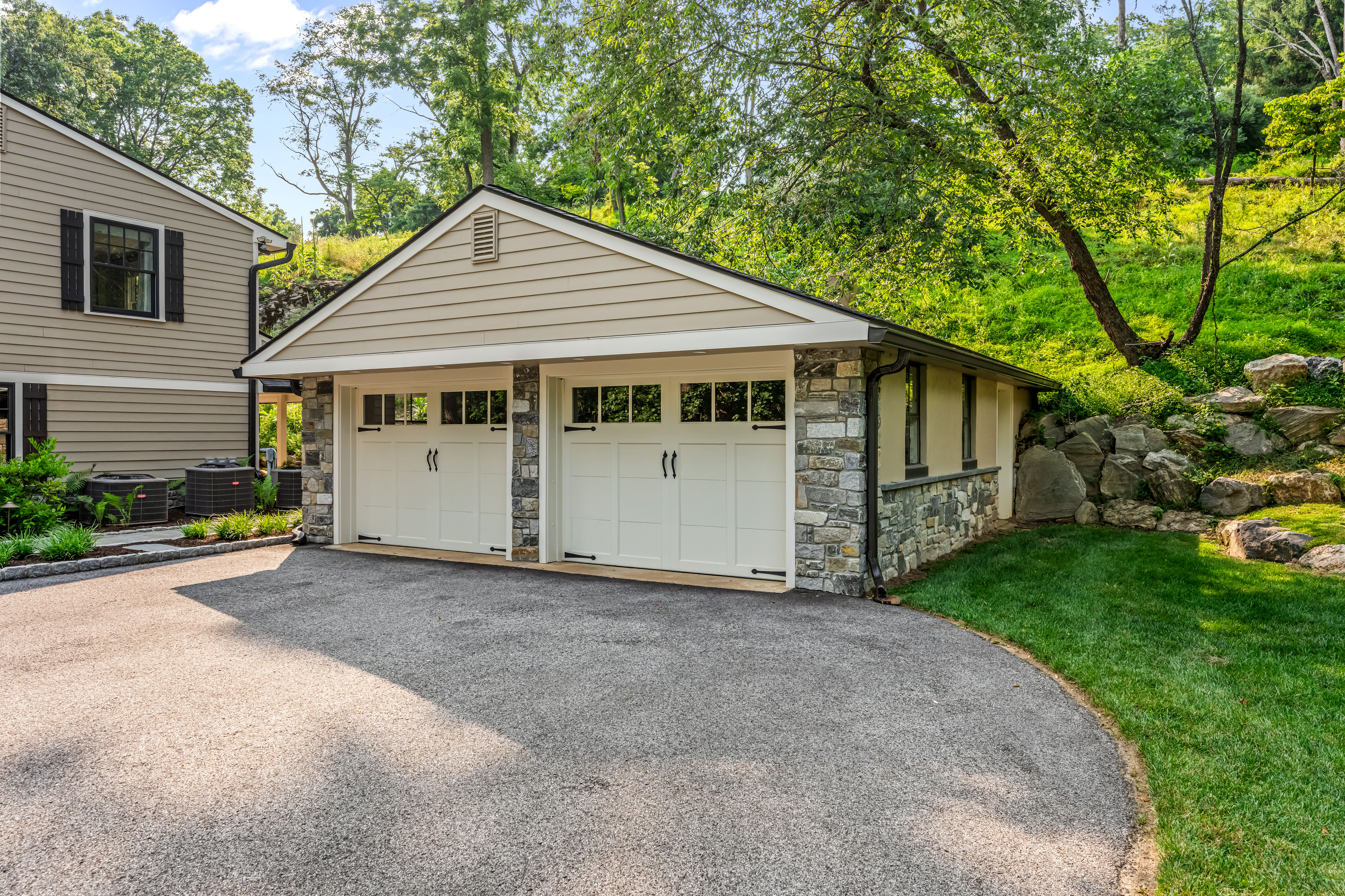  4113 & 4105 Hollow Road, Phoenixville, PA 19460 - 物件實景