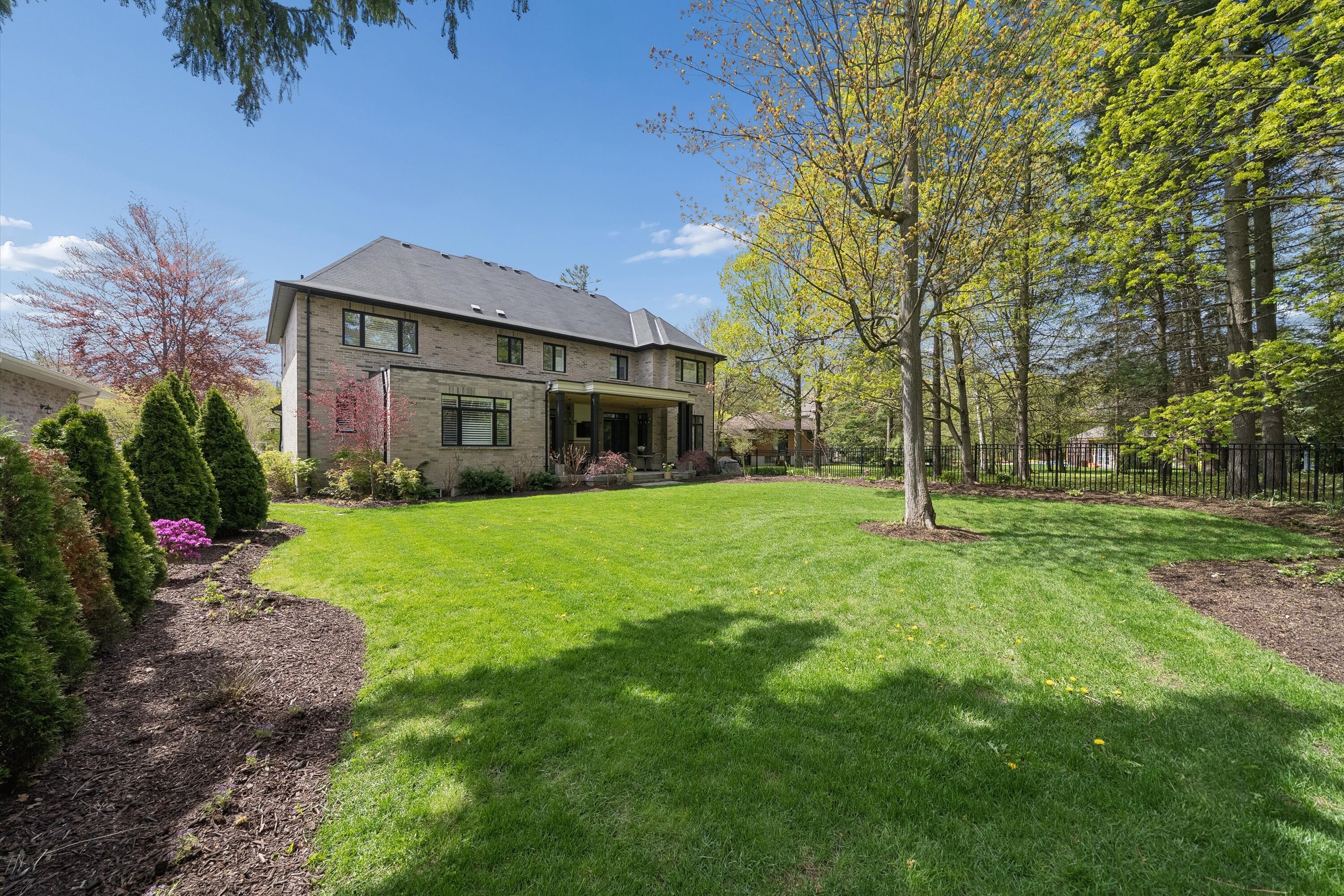  Coveted Woodview in Pickering - 物件實景