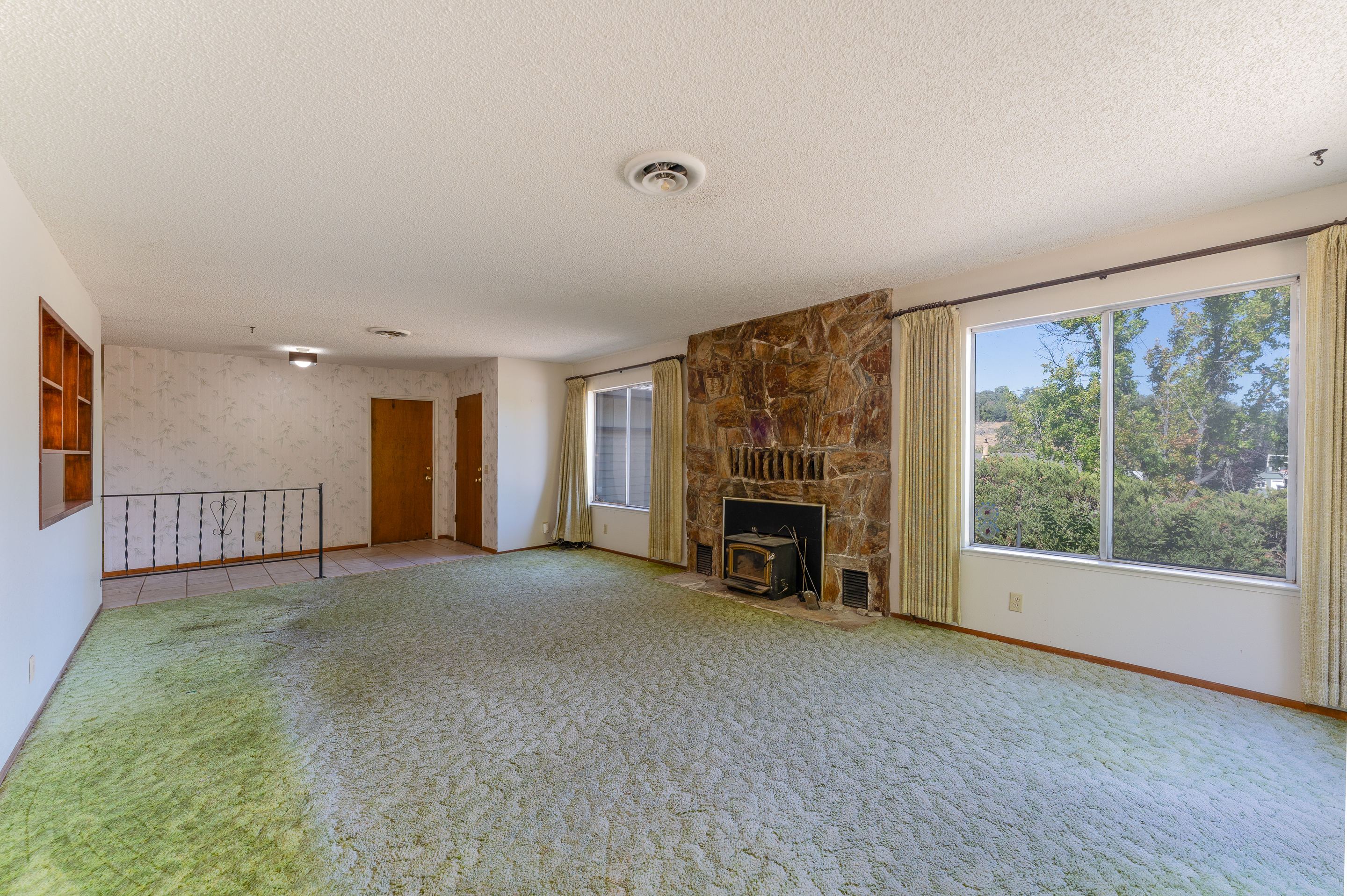 Ukiah, California, 95482, United States, 4 Bedrooms Bedrooms, ,2 BathroomsBathrooms,Residential,For Sale,1949294