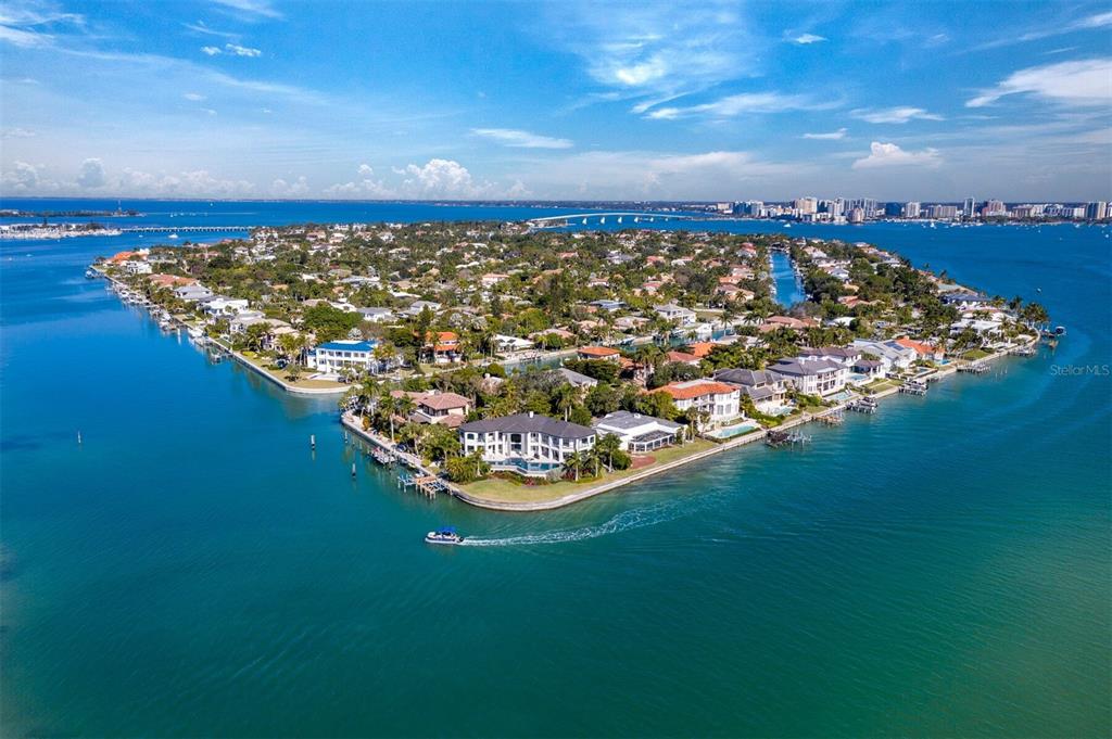 Sarasota, Florida, 34236, United States, 3 Bedrooms Bedrooms, ,5 BathroomsBathrooms,Residential,For Sale,2003430