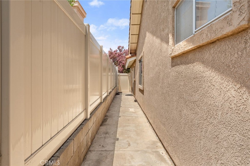 Loma Linda, California, 92354, United States, 3 Bedrooms Bedrooms, ,2 BathroomsBathrooms,Residential,For Sale,1921715