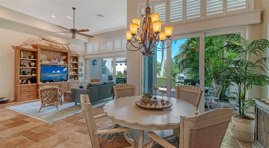 Longboat Key, Florida, 34228, United States, 3 Bedrooms Bedrooms, ,4 BathroomsBathrooms,Residential,For Sale,1986320