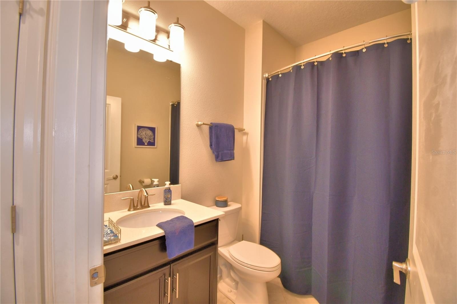 DAVENPORT, Florida, 33896, United States, 5 Bedrooms Bedrooms, ,3 BathroomsBathrooms,Residential,For Sale,1878806