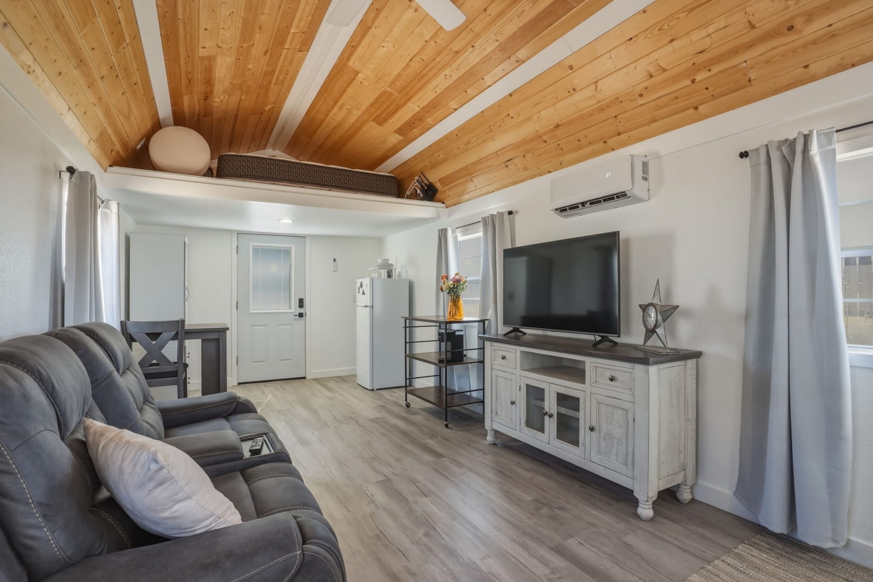  5755 SW Obsidian Avenue Redmond, OR 97756 - 物件實景