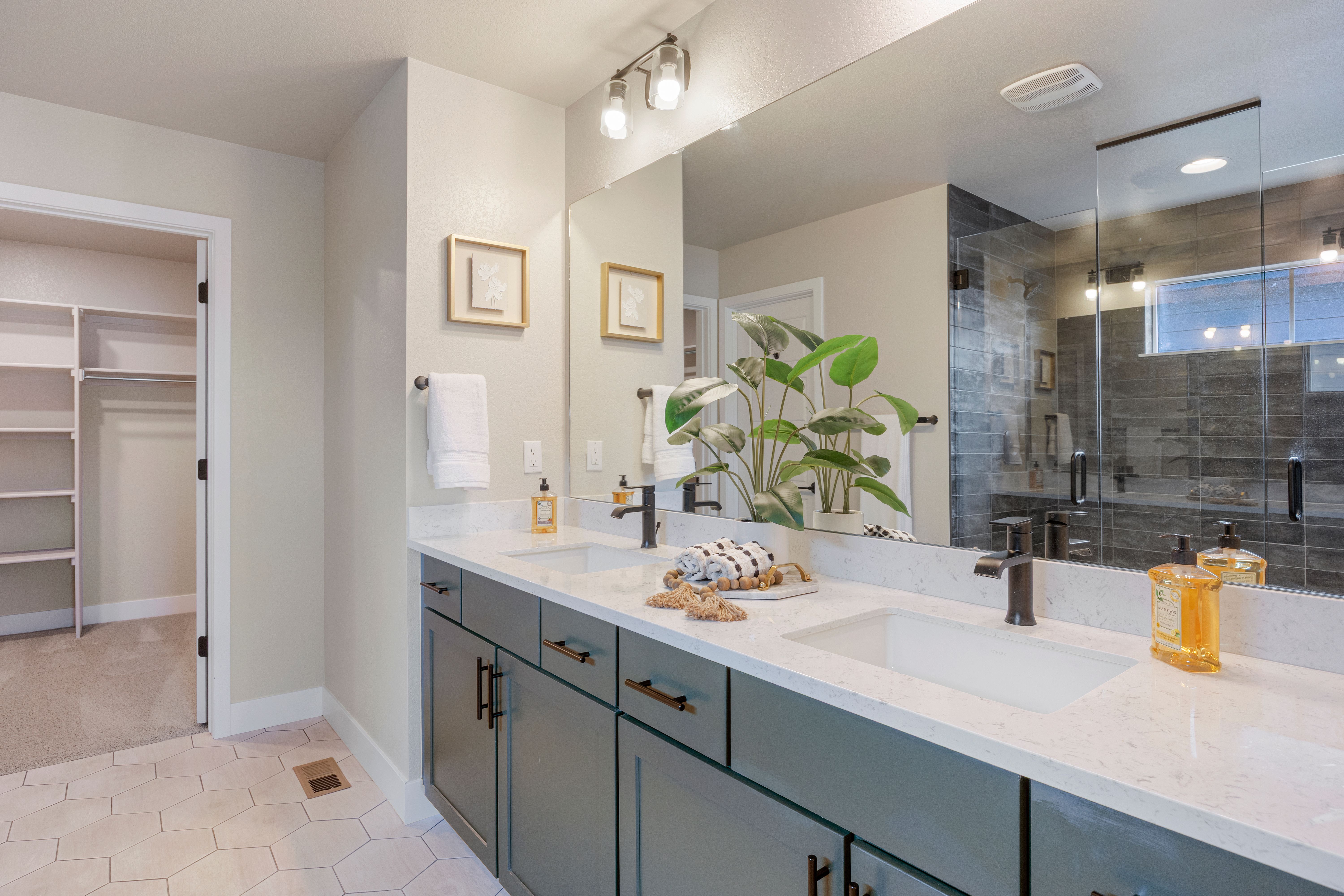  1556 Stablecross Drive, Castle Pines, CO, 80108 - 物件實景