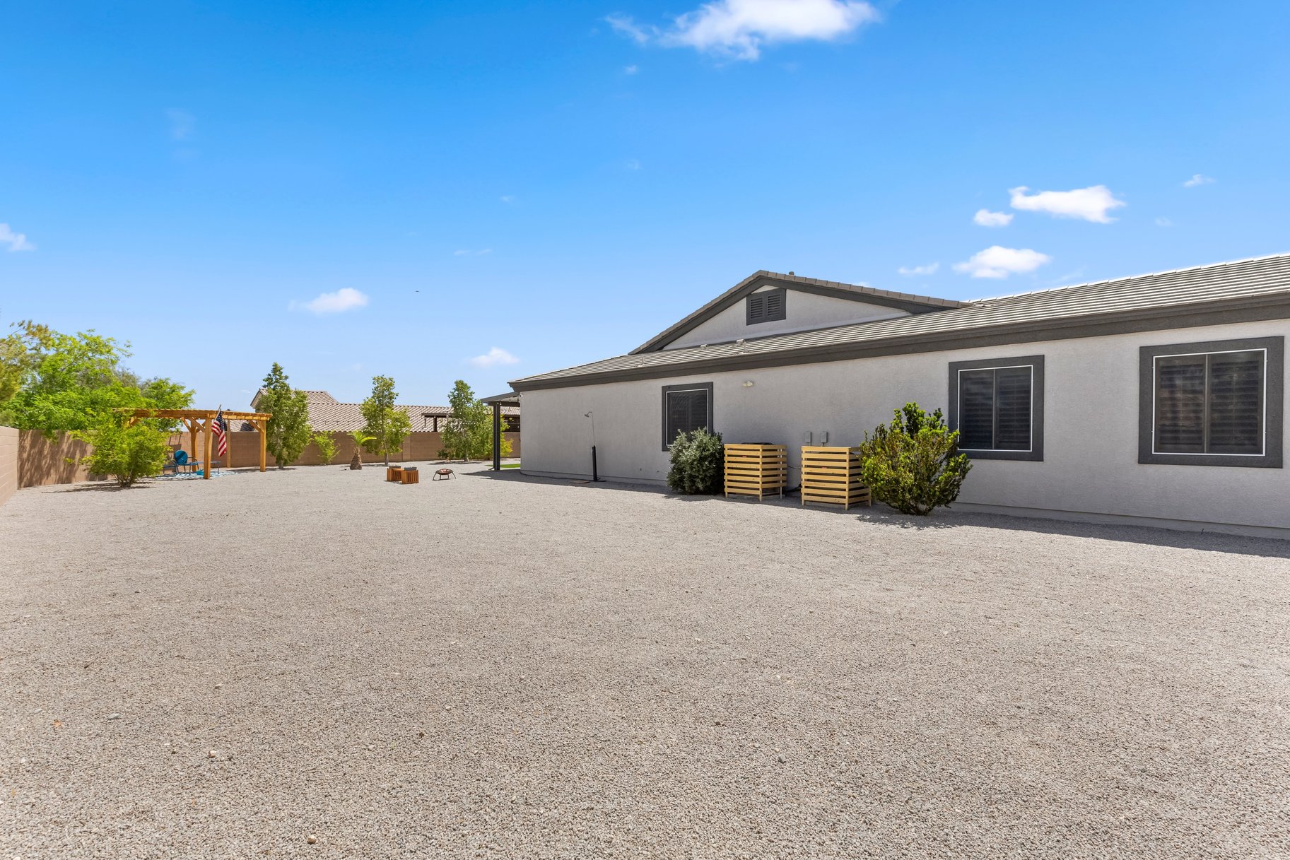 Over Half-Acre Lot Estate with No HOA & Endless Flexibility - 物件實景