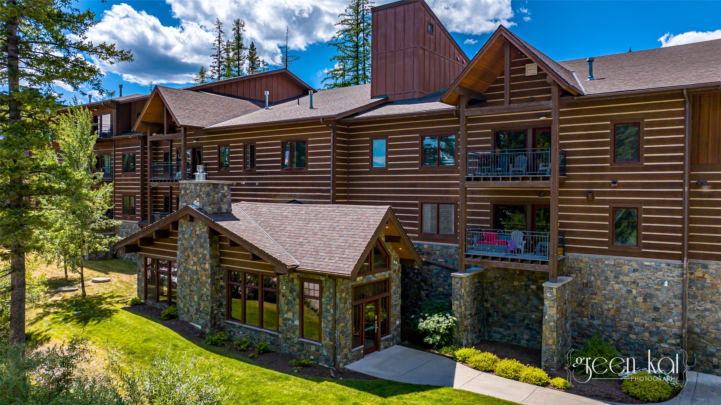  3820 Tamarack Avenue, 200 - 物件實景