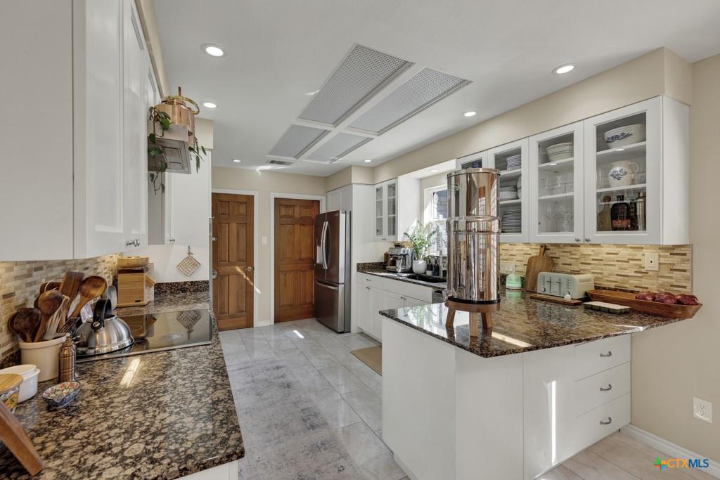 San Marcos, Texas, 78666, United States, 3 Bedrooms Bedrooms, ,3 BathroomsBathrooms,Residential,For Sale,1974886