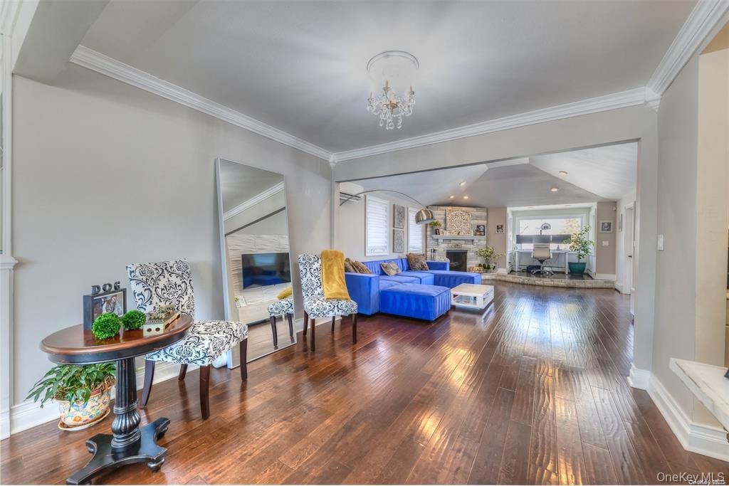 Oceanside, New York, 11572, United States, 3 Bedrooms Bedrooms, ,3 BathroomsBathrooms,Residential,For Sale,1995607