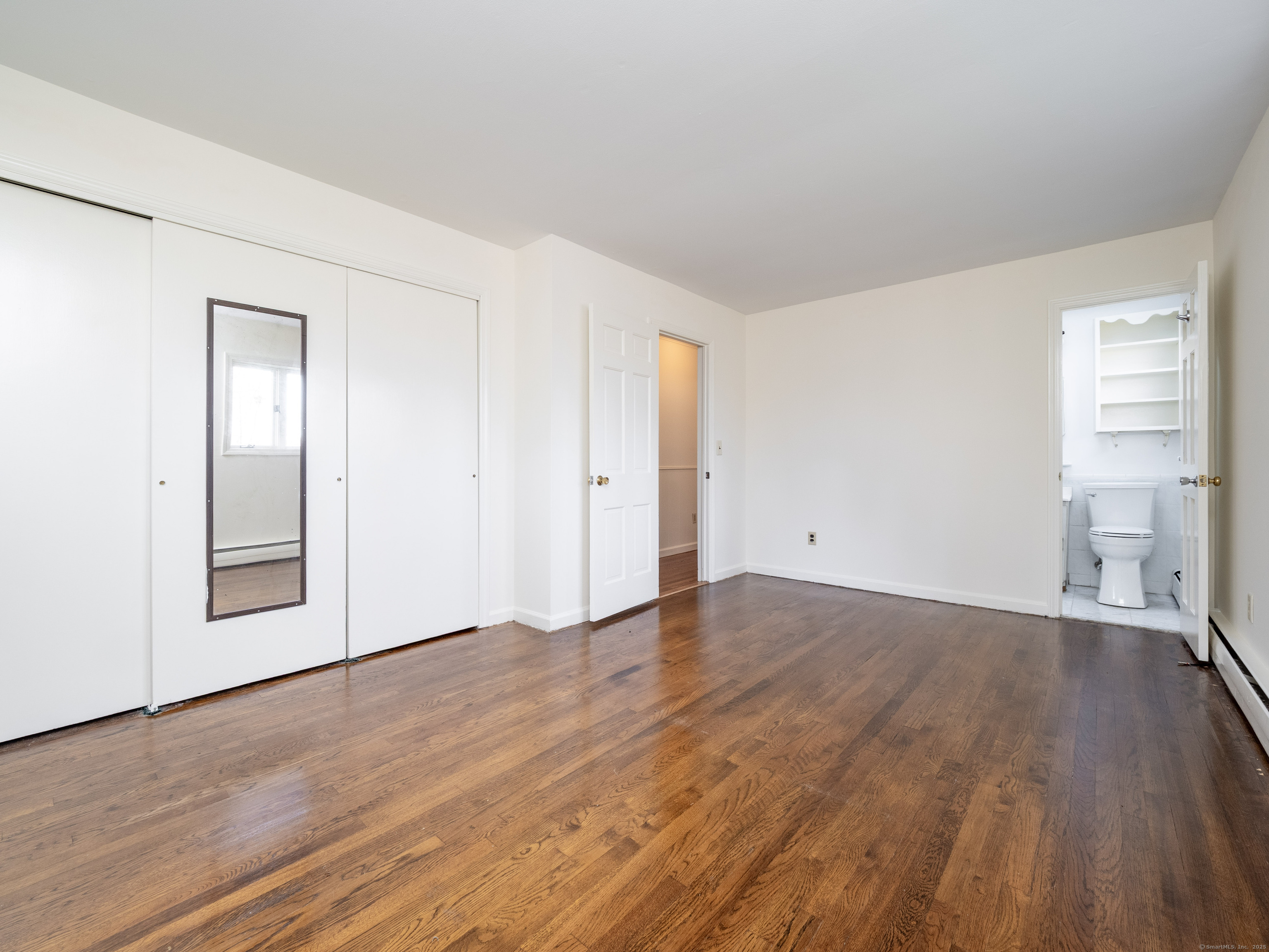 Ridgefield, Connecticut, 06877, United States, 4 Bedrooms Bedrooms, ,2 BathroomsBathrooms,Residential,For Sale,1989394