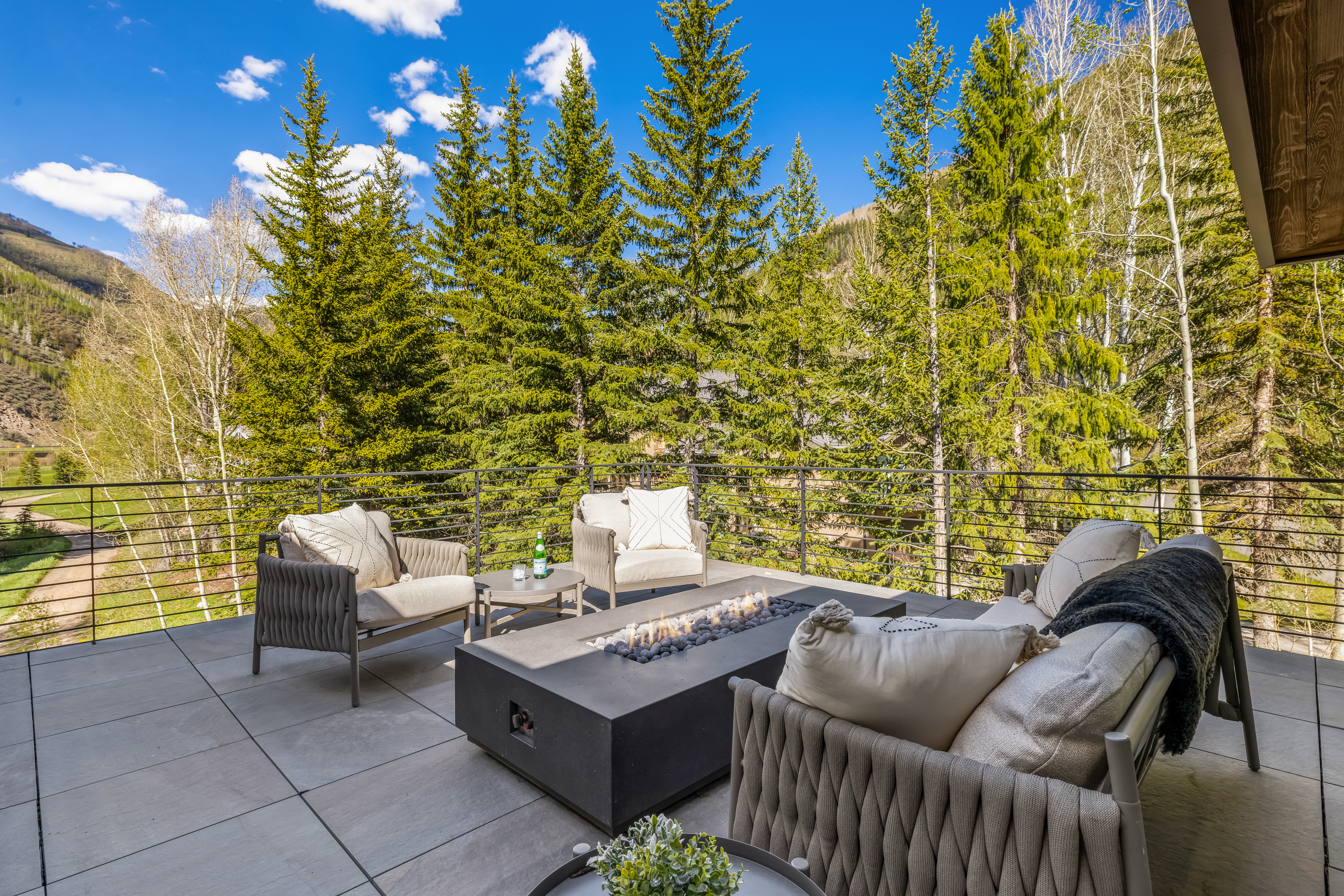  Newly Constructed Mountain Contemporary on Vail Golf Course - 物件實景