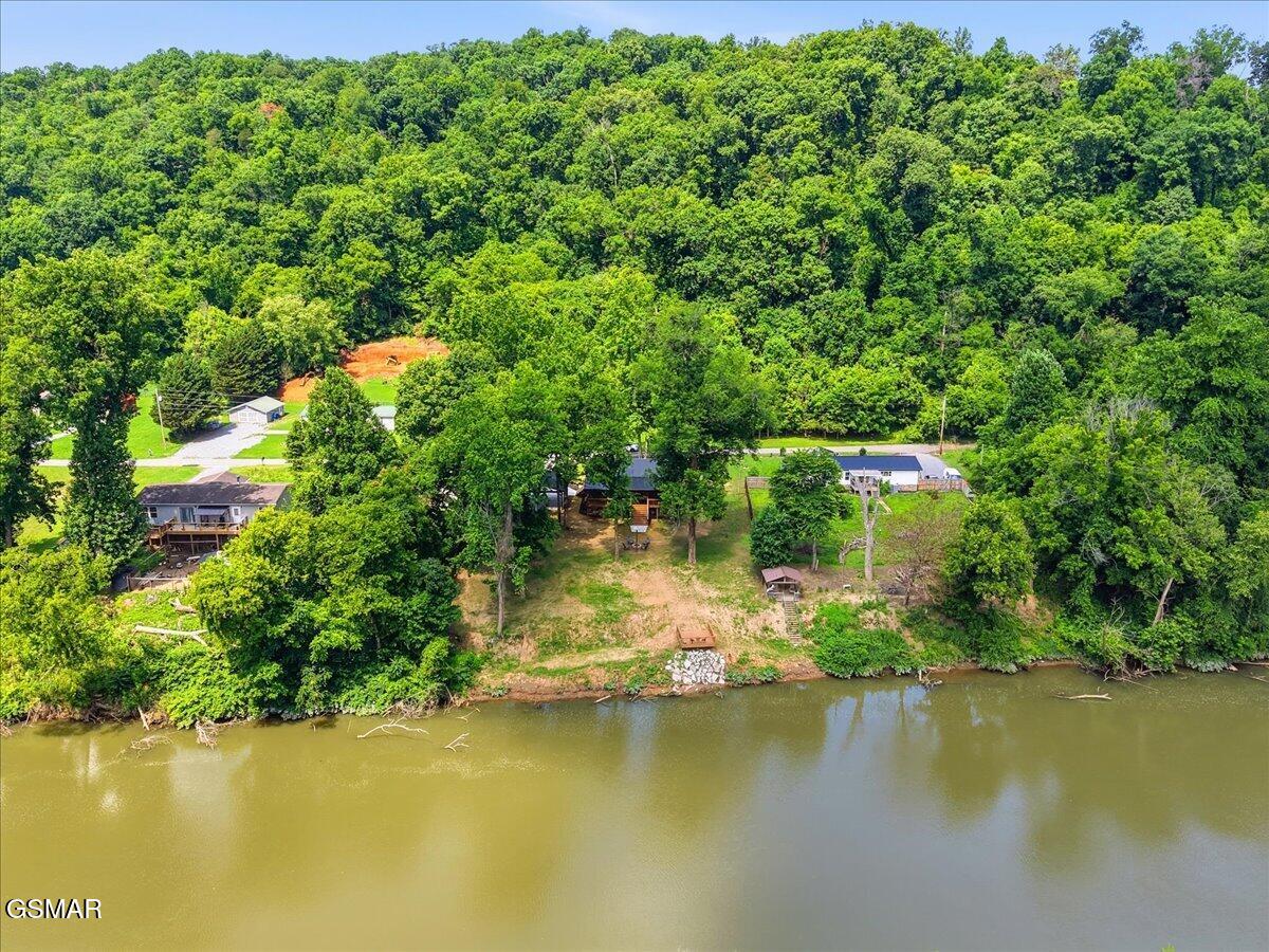 Newport, Tennessee, 37821, United States, 2 Bedrooms Bedrooms, ,2 BathroomsBathrooms,Residential,For Sale,2031504