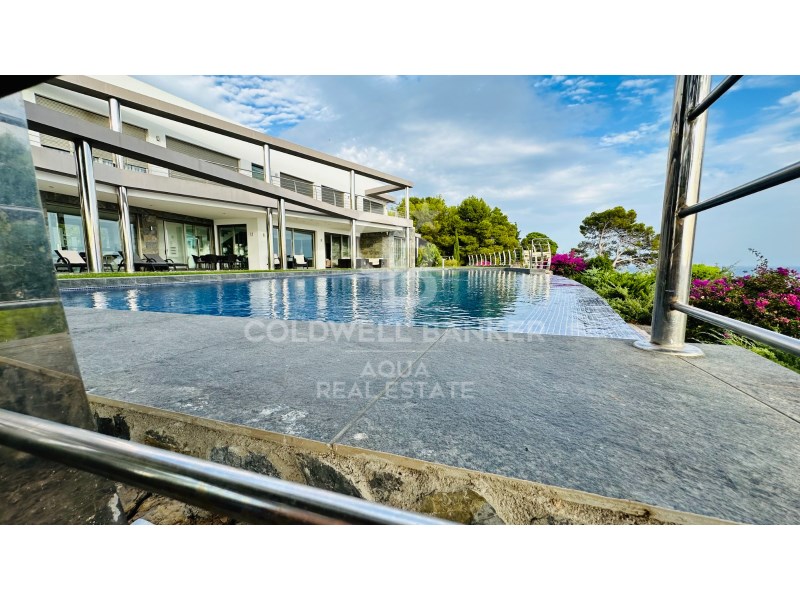 Alicante, Altea, Altea Pueblo Alicante, Altea, Alt, Altea, Comunidad Valenciana, 03590, ES, 6 Bedrooms Bedrooms, ,7 BathroomsBathrooms,Residential,For Sale,Alicante, Altea, Altea Pueblo Alicante, Altea, Alt,1624422