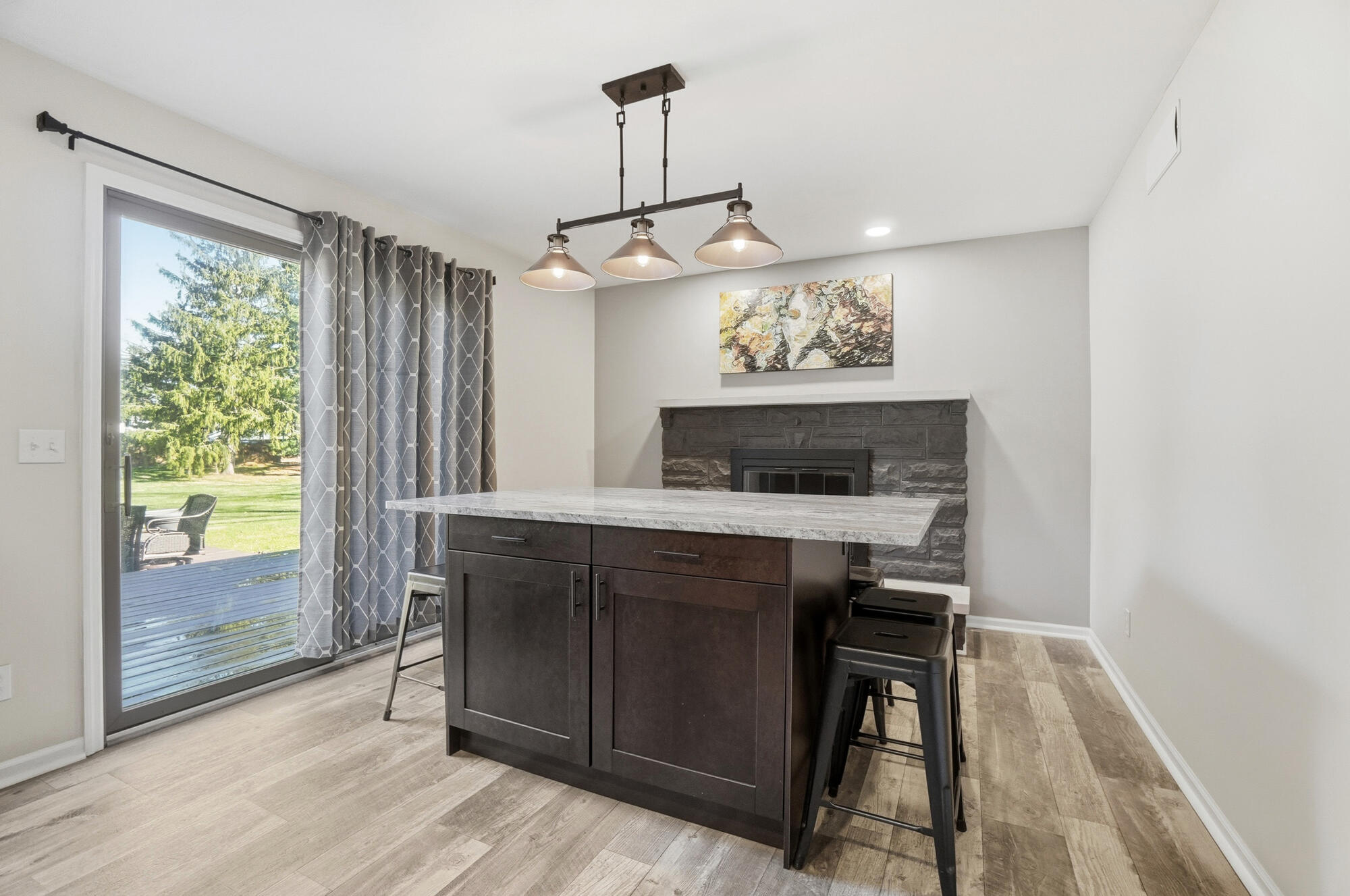 Springfield, Ohio, 45504, United States, 5 Bedrooms Bedrooms, ,3 BathroomsBathrooms,Residential,For Sale,1998267