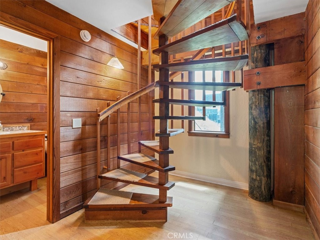 Cambria, California, 93428, United States, 2 Bedrooms Bedrooms, ,2 BathroomsBathrooms,Residential,For Sale,1875245