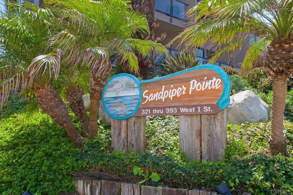 Encinitas, California, 92024, United States, 2 Bedrooms Bedrooms, ,3 BathroomsBathrooms,Residential,For Sale,1997008