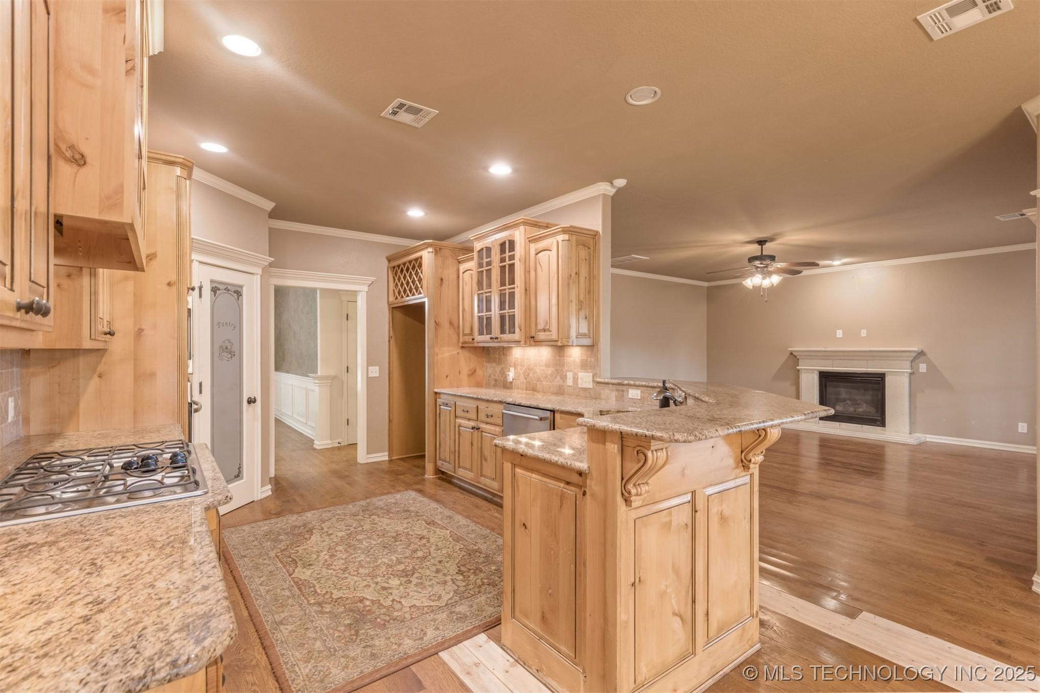 Broken Arrow, Oklahoma, 74014, United States, 4 Bedrooms Bedrooms, ,4 BathroomsBathrooms,Residential,For Sale,1921405