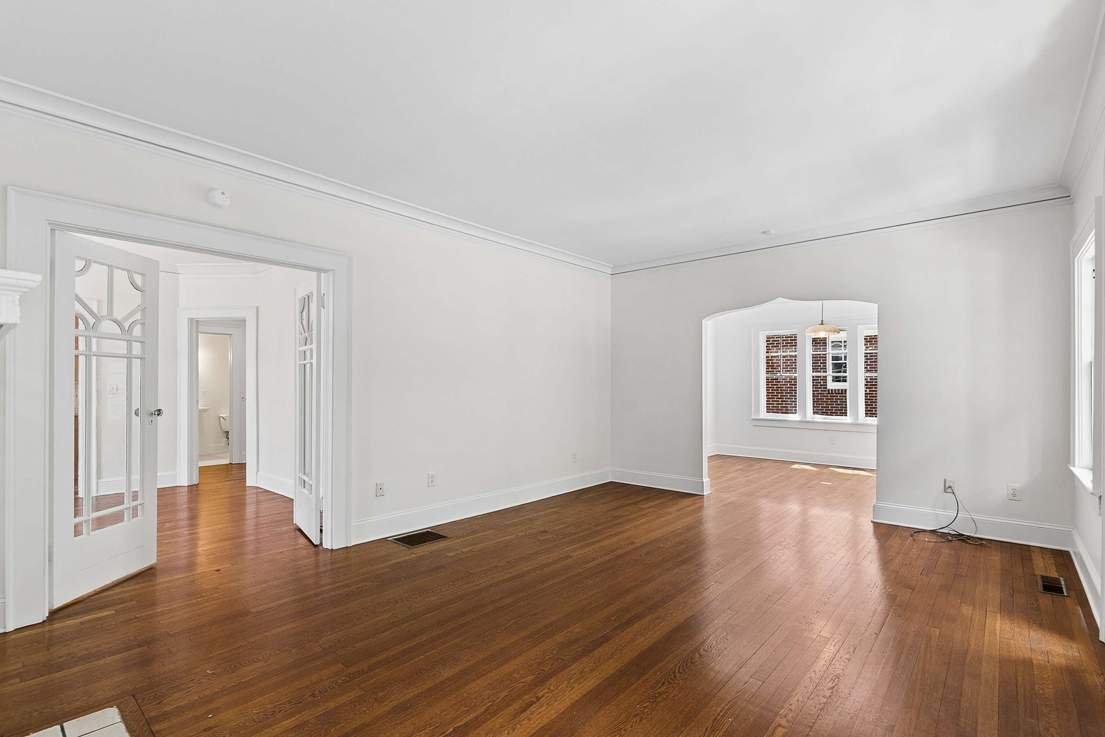  Charming 1930 Craftsman Bungalow in an Unbeatable Virginia Highland Location - 物件實景