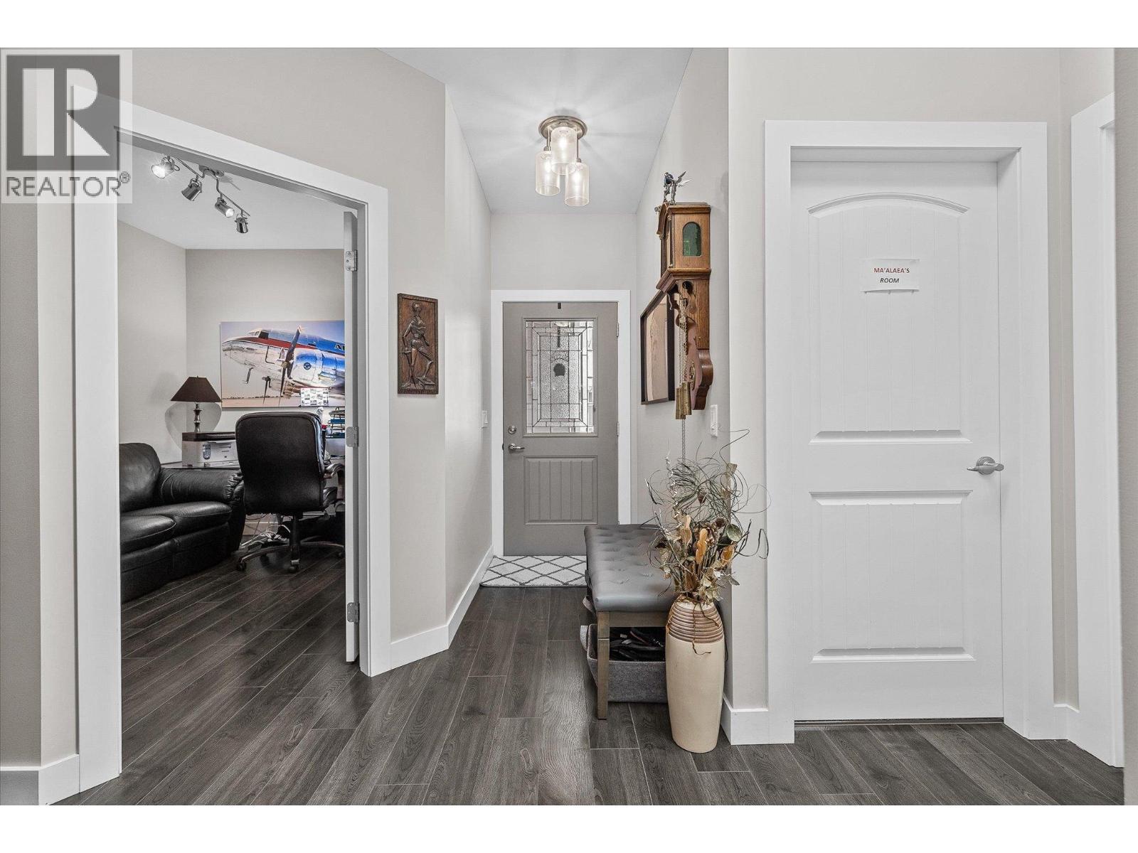 WESTBANK, British Columbia, V4T 3A5, CA, 2 Bedrooms Bedrooms, ,2 BathroomsBathrooms,Residential,For Sale,1950247