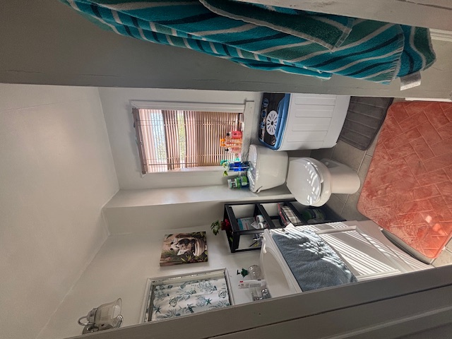 West Haven, Connecticut, 06516, United States, 5 Bedrooms Bedrooms, ,4 BathroomsBathrooms,Residential,For Sale,2048244