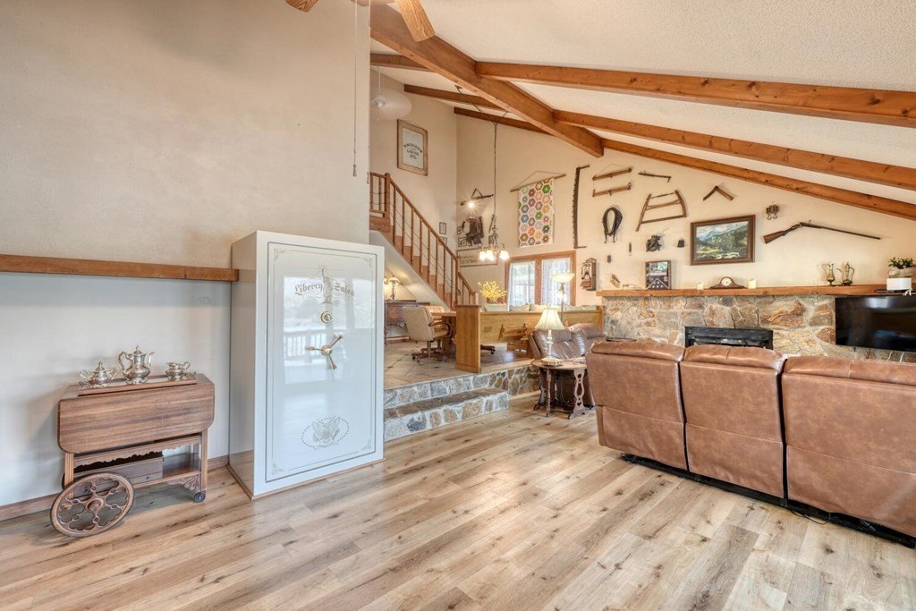 Hayesville, North Carolina, 28904, United States, 3 Bedrooms Bedrooms, ,4 BathroomsBathrooms,Residential,For Sale,1758410