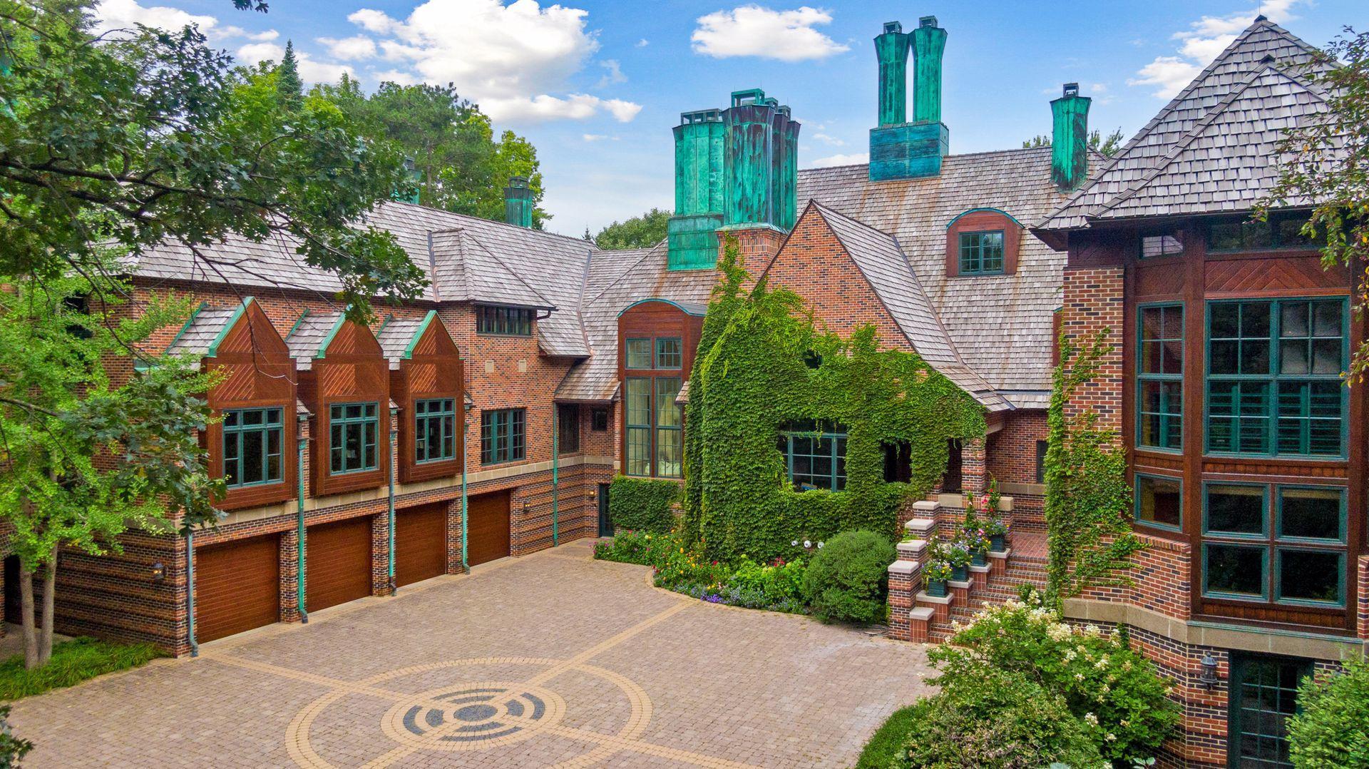 Woodland, Minnesota, 55391, United States, 6 Bedrooms Bedrooms, ,8 BathroomsBathrooms,Residential,For Sale,1875713