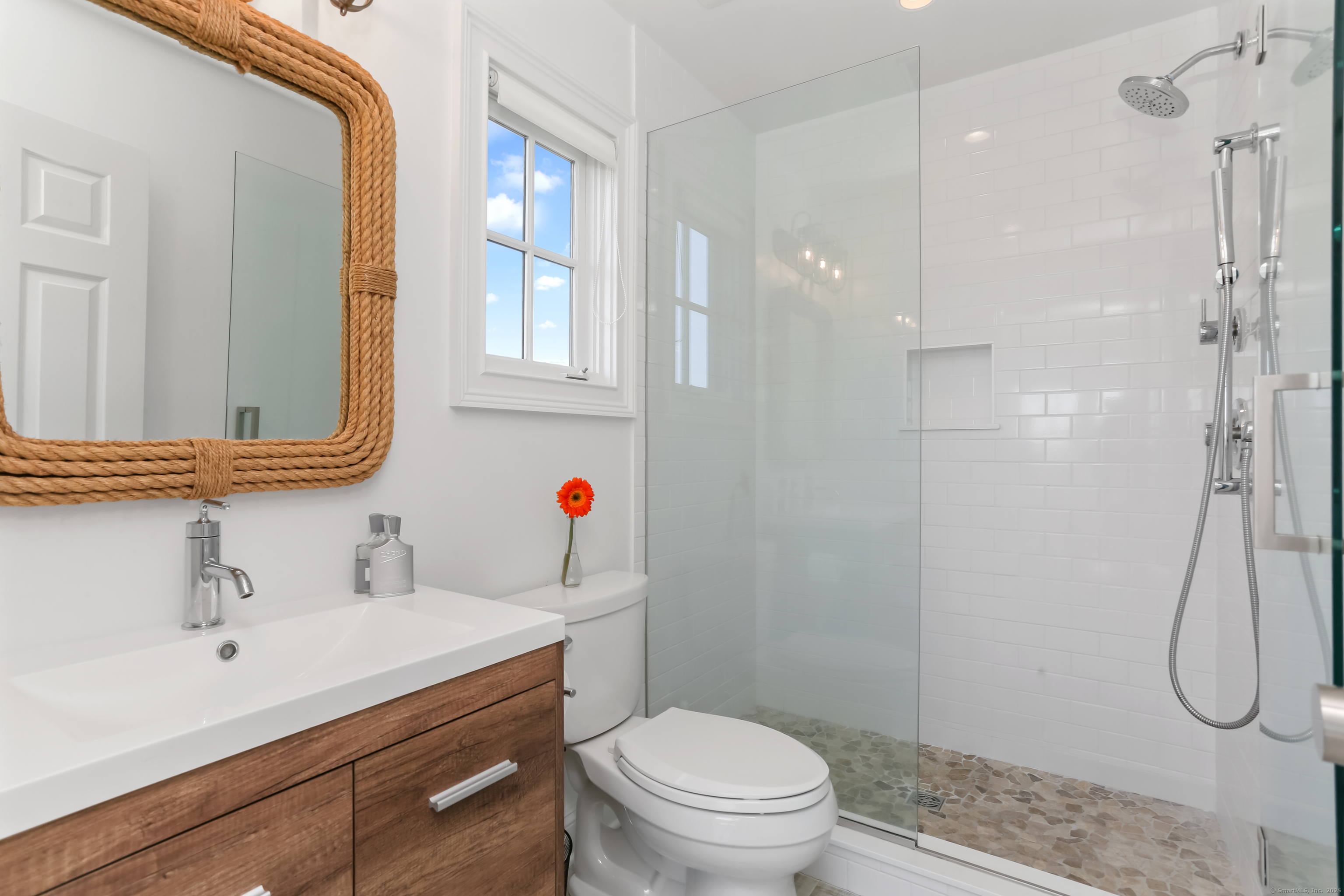 Fairfield, Connecticut, 06824, United States, 4 Bedrooms Bedrooms, ,5 BathroomsBathrooms,Residential,For Sale,1941072
