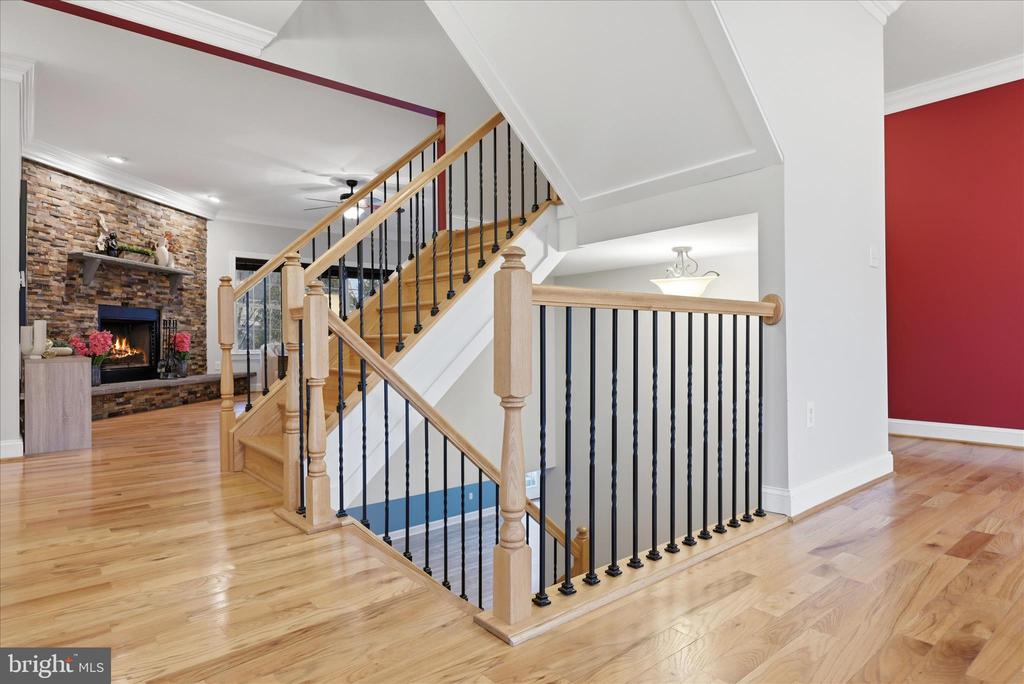 Winchester, Virginia, 22602, United States, 6 Bedrooms Bedrooms, ,5 BathroomsBathrooms,Residential,For Sale,2032756