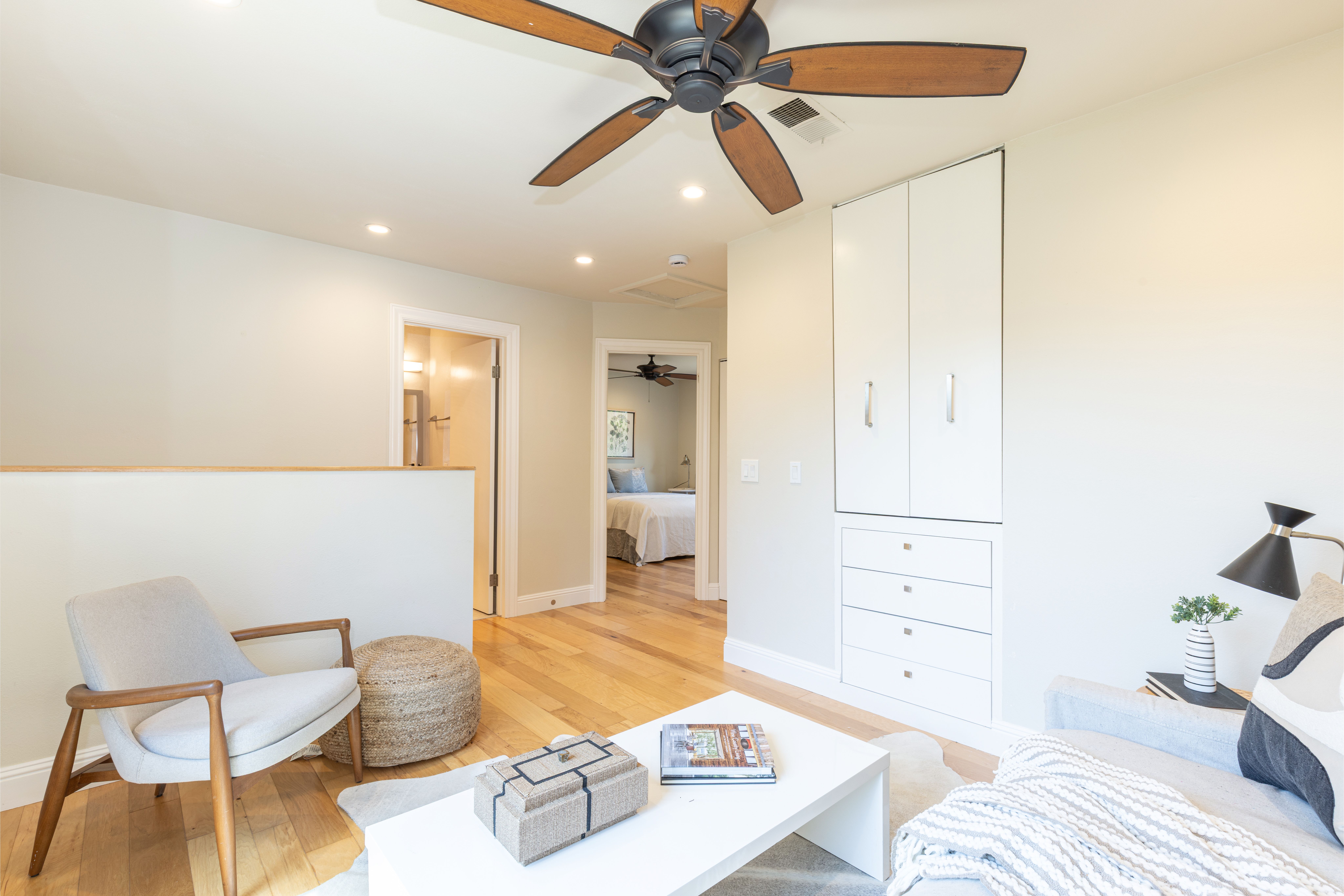  Willowcreek Townhome - 物件實景