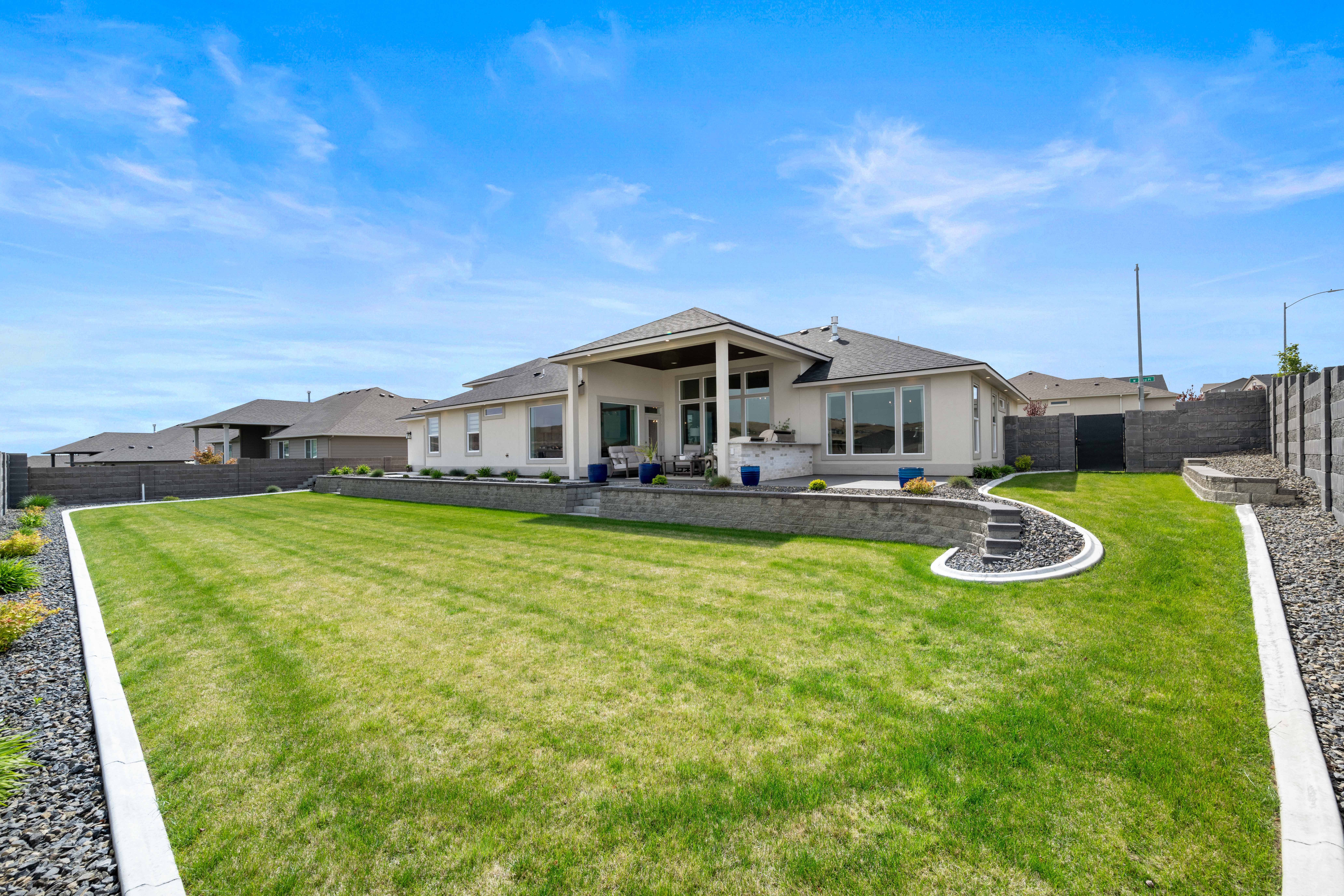  Large Corner Lot-Views-RV Bay-Room for a pool - 物件實景