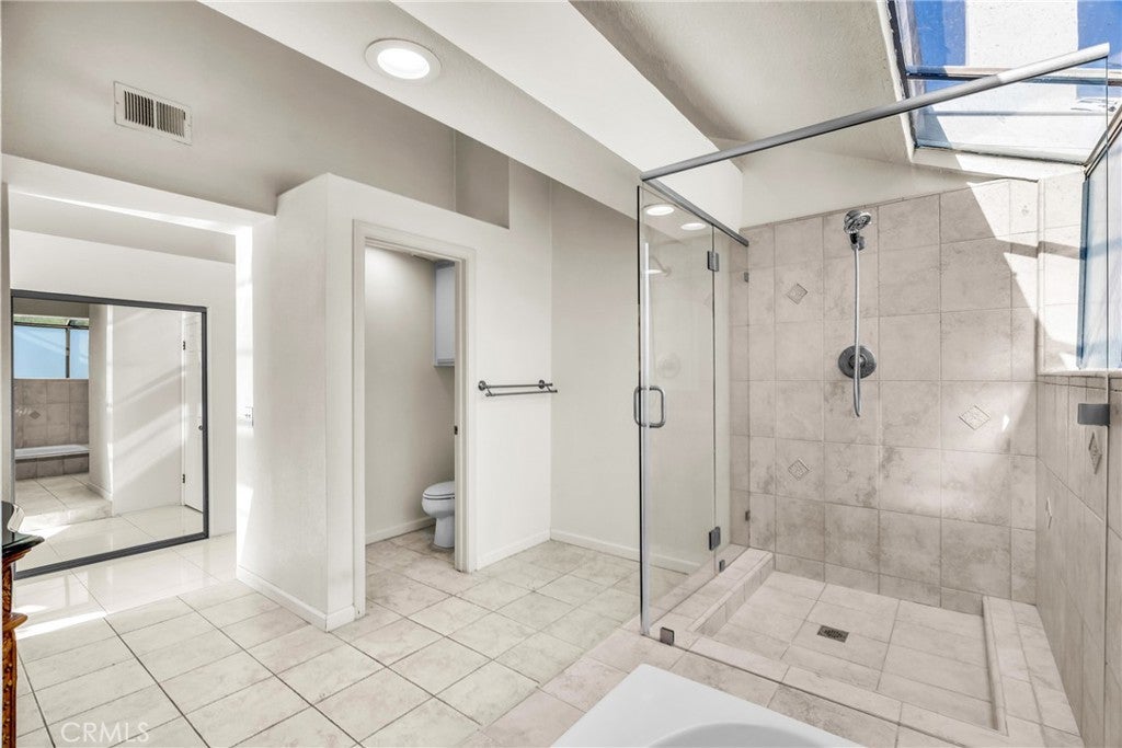 Pomona, California, 91768, United States, 4 Bedrooms Bedrooms, ,3 BathroomsBathrooms,Residential,For Sale,1983980