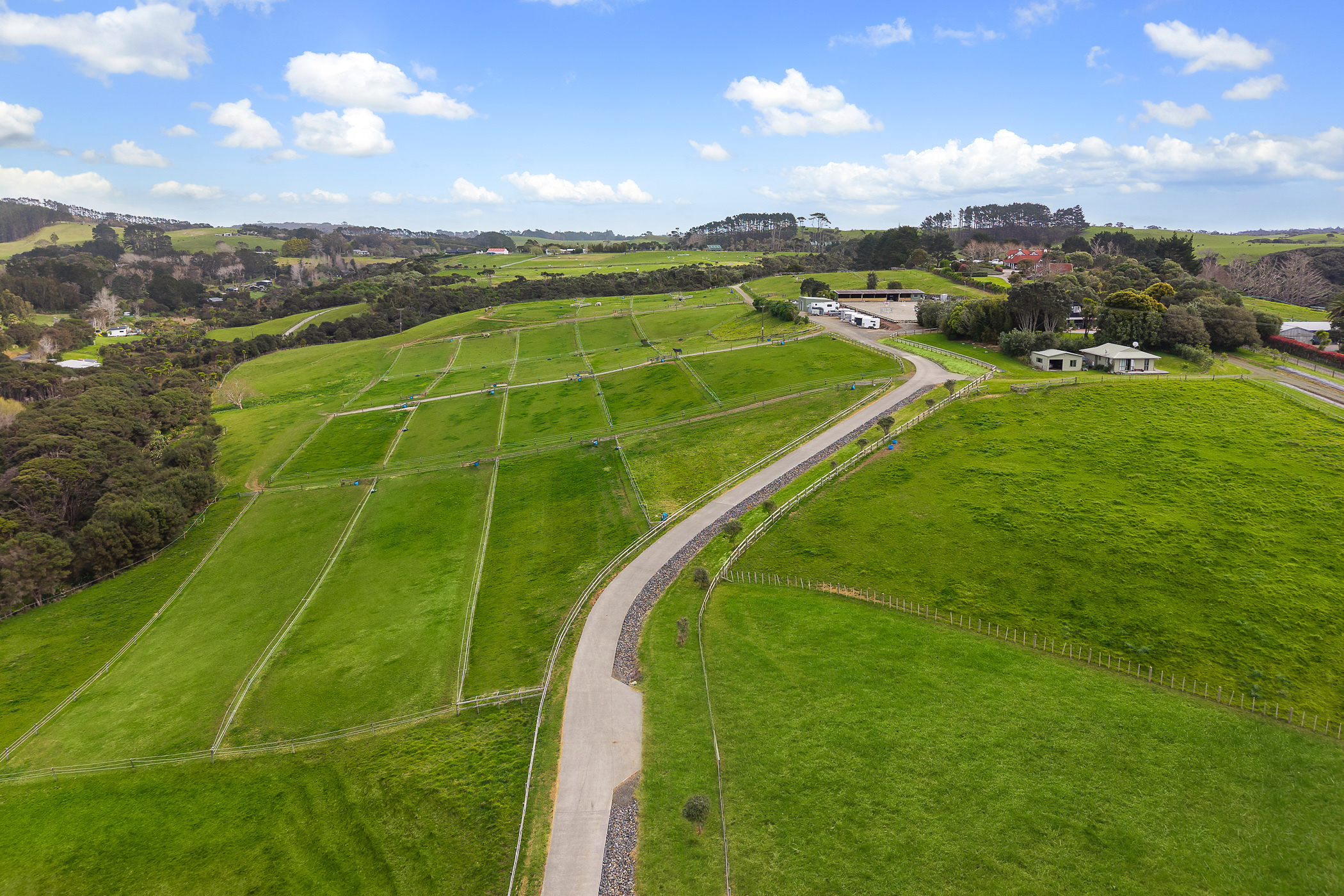 Equestrian Facility - Land Bank with Income - 物件實景