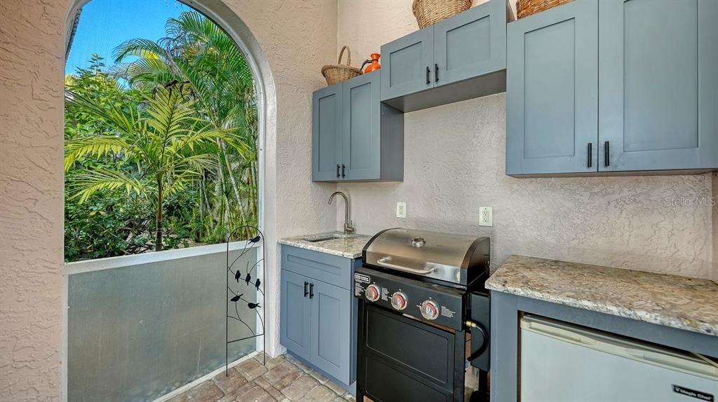 Sarasota, Florida, 34238, United States, 2 Bedrooms Bedrooms, ,2 BathroomsBathrooms,Residential,For Sale,1989499