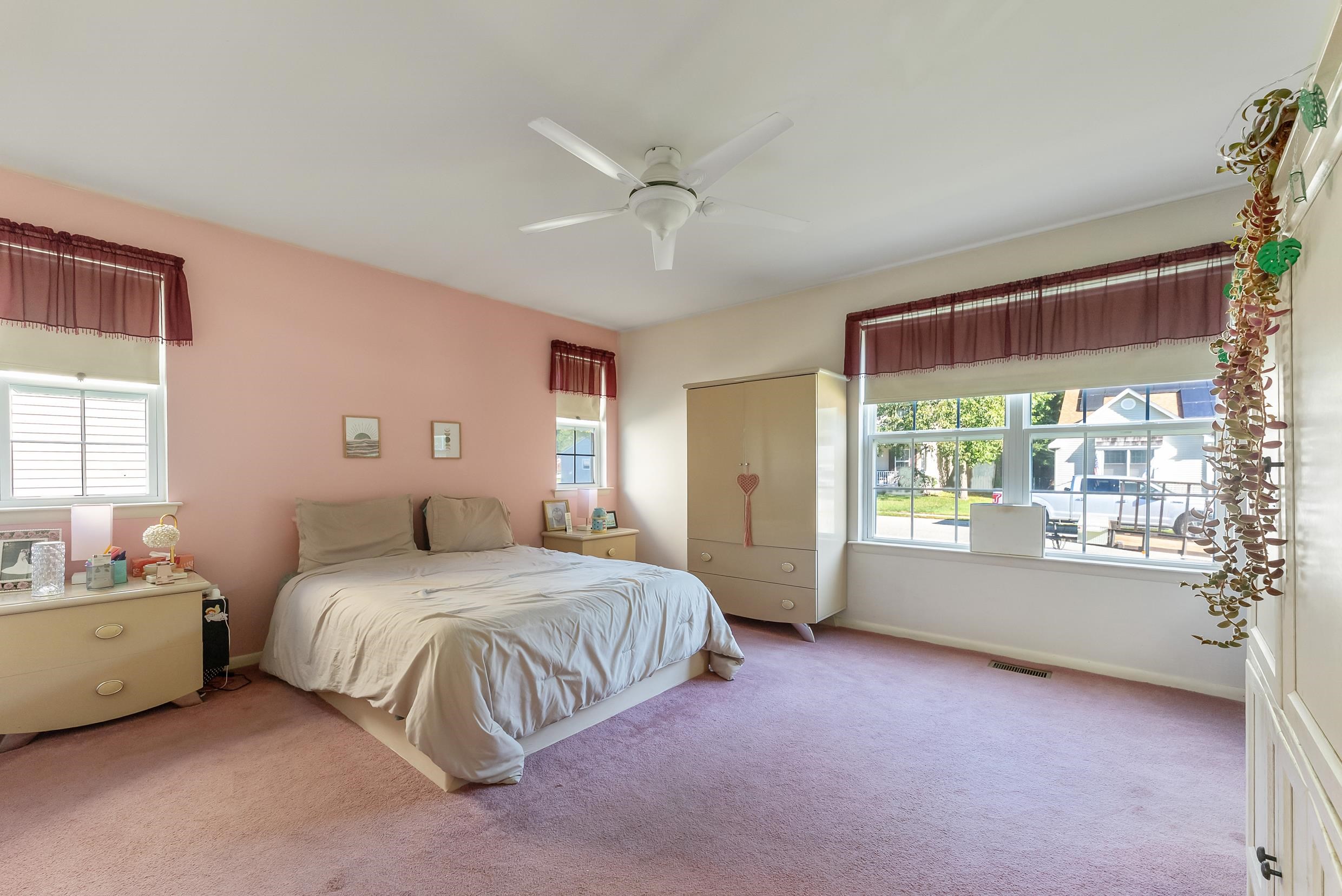 North Cape May, New Jersey, 08204, United States, 4 Bedrooms Bedrooms, ,3 BathroomsBathrooms,Residential,For Sale,1974935