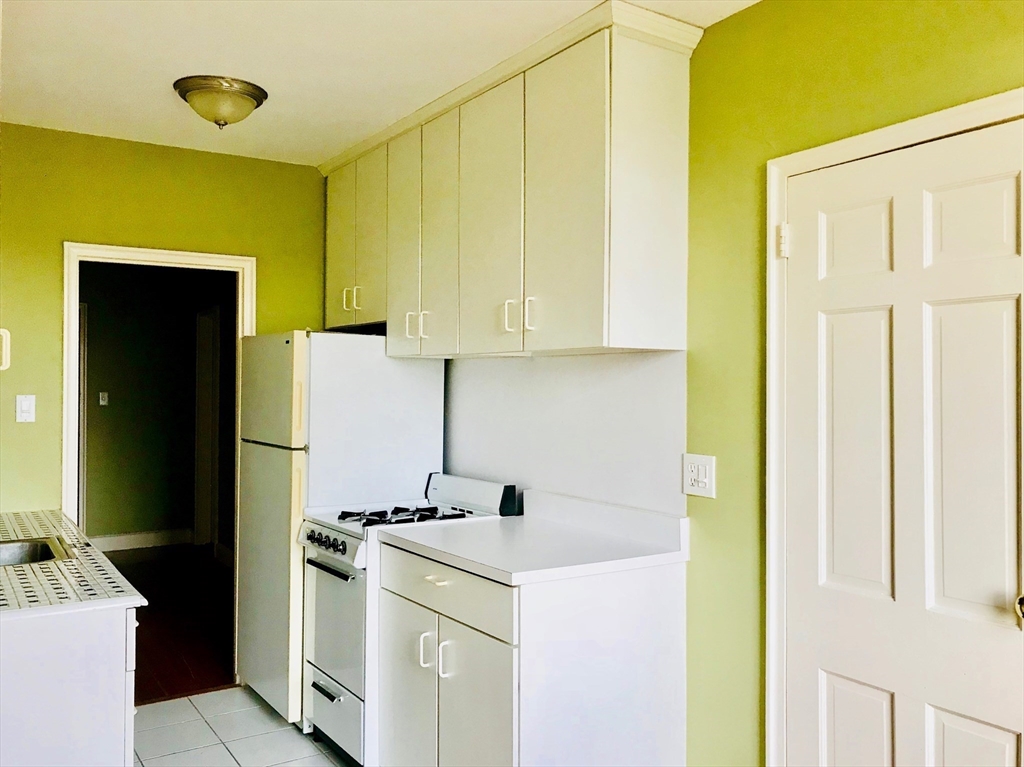 Cambridge, Massachusetts, 02138, United States, 1 Bedroom Bedrooms, ,1 BathroomBathrooms,Residential,For Sale,1918224