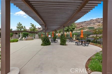 Lake Elsinore, California, 92532, United States, 4 Bedrooms Bedrooms, ,3 BathroomsBathrooms,Residential,For Sale,1955180