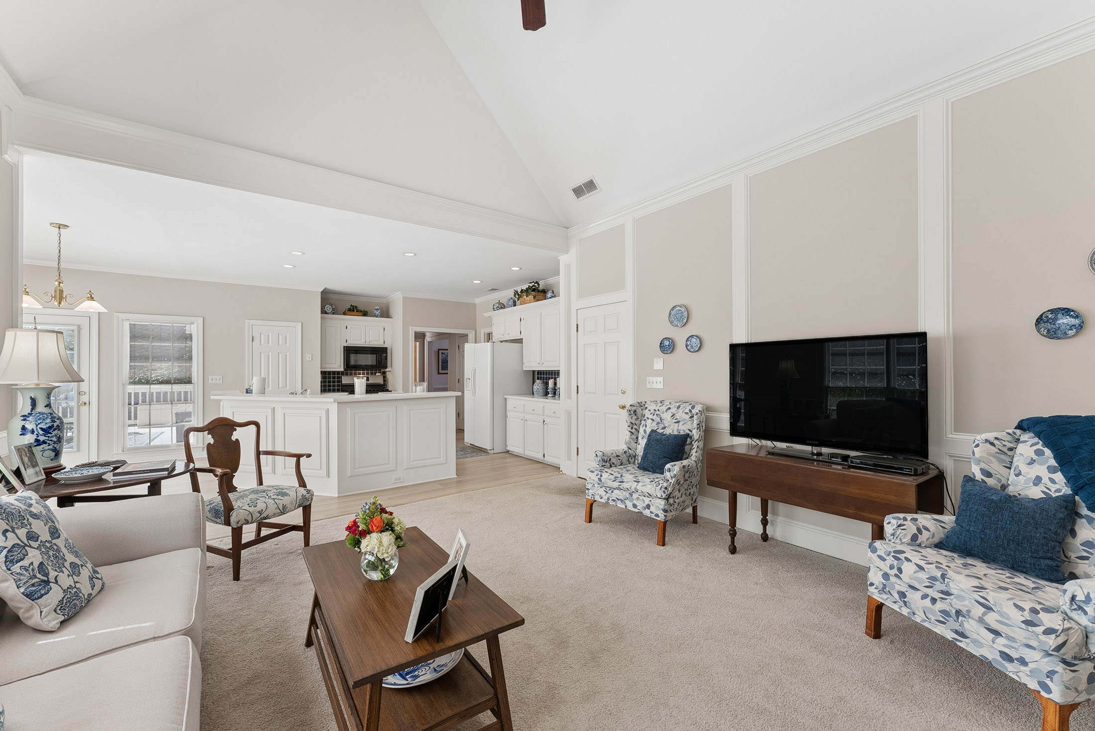  Unbeatable Appeal and Location in Crabapple Chase - 物件實景