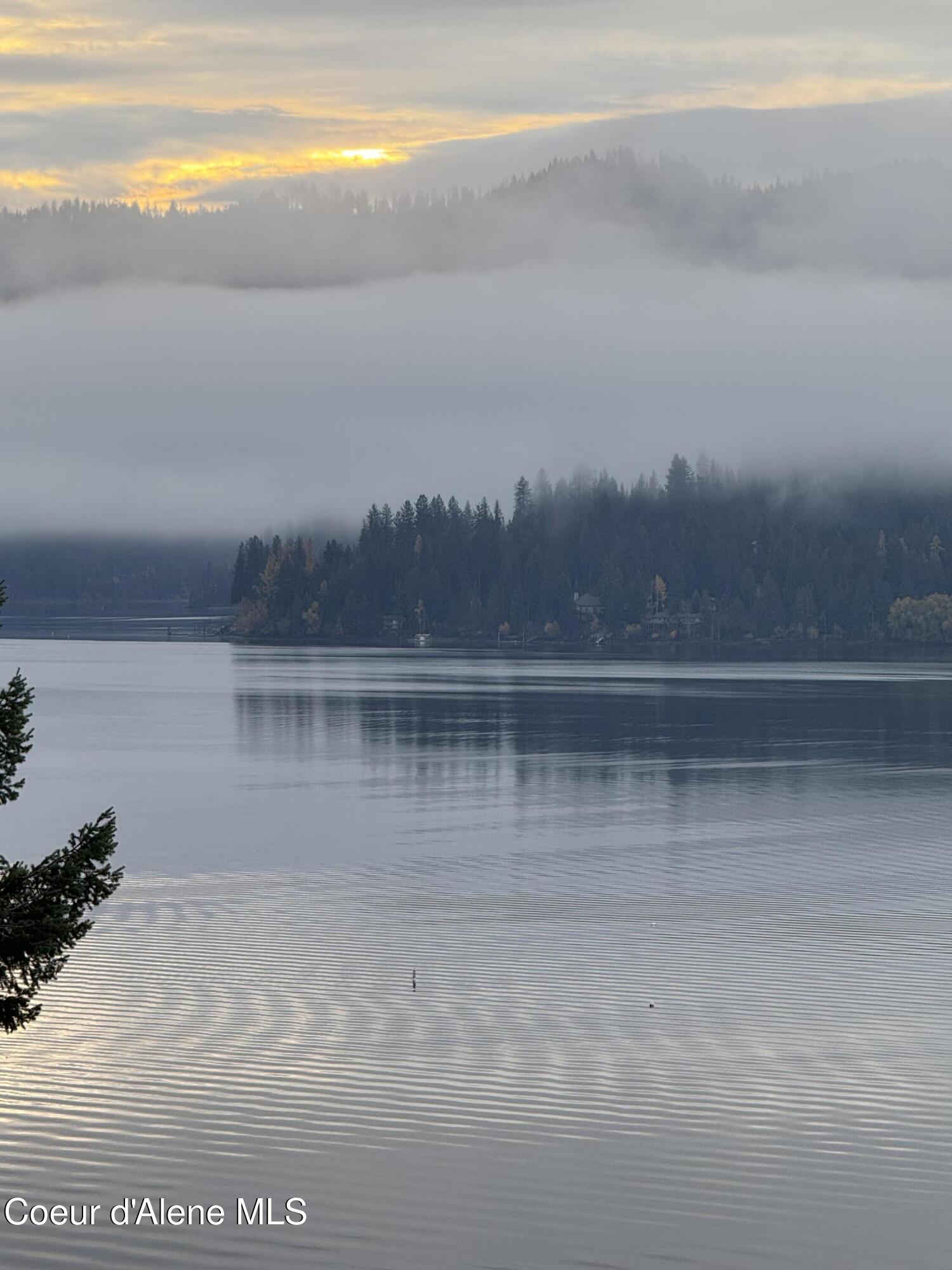 Hayden Lake, Idaho, 83835, United States, 4 Bedrooms Bedrooms, ,4 BathroomsBathrooms,Residential,For Sale,1983498